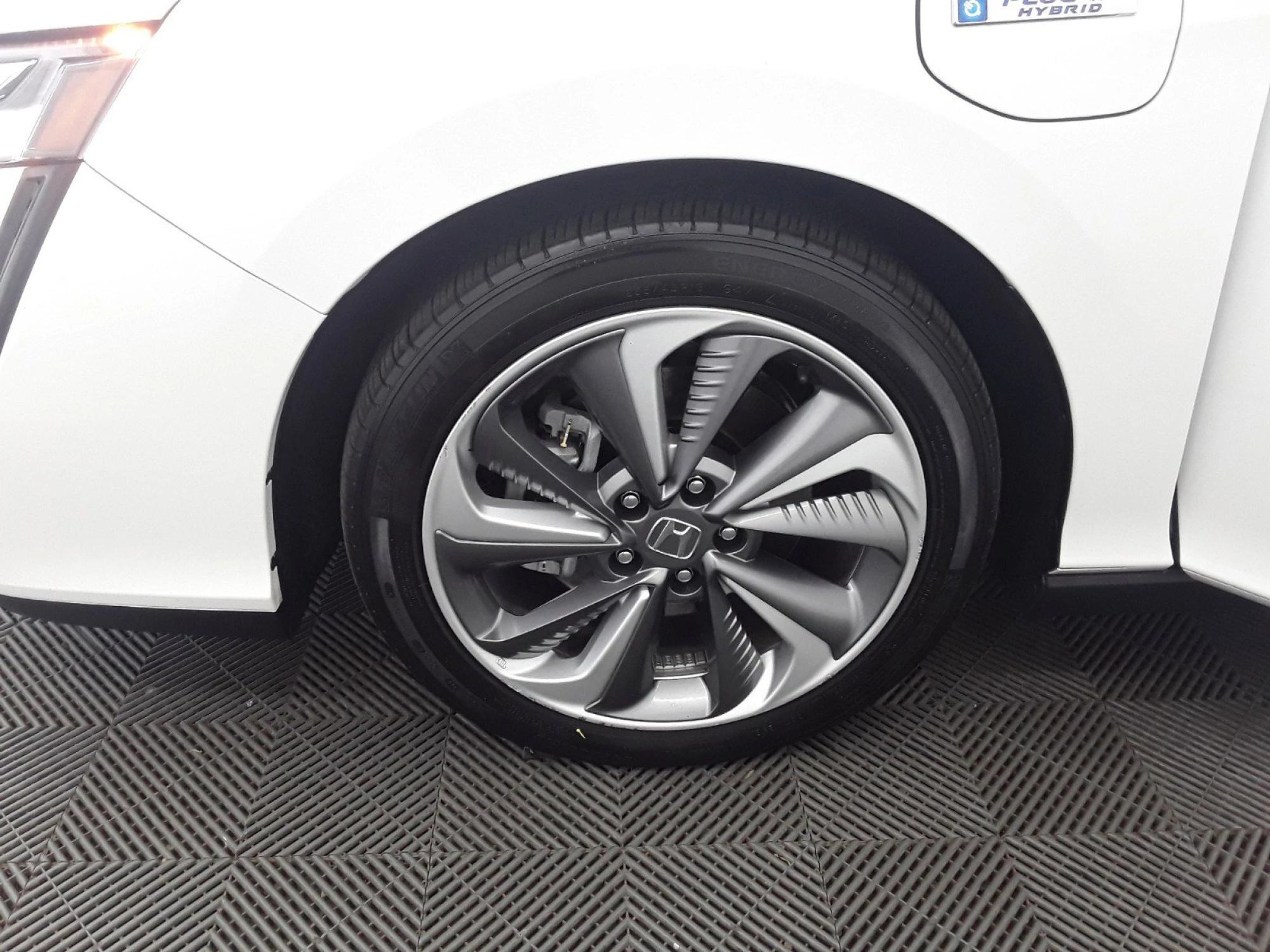 2019 Honda Clarity Plug-In Hybrid Touring Sedan
