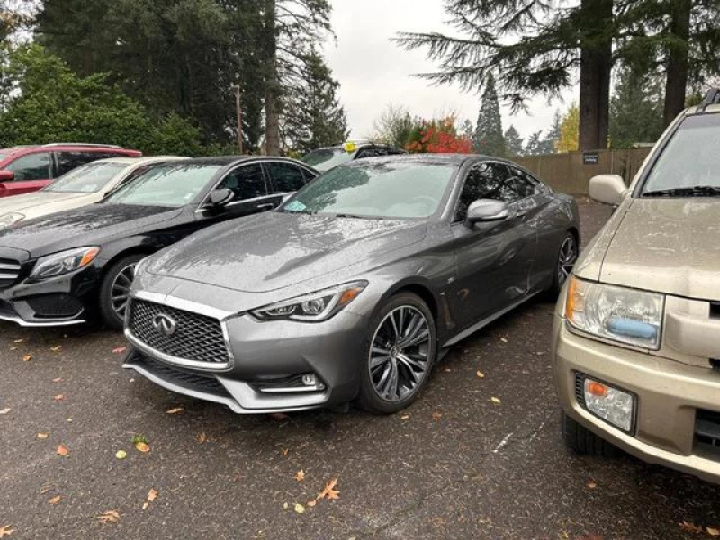 2018 INFINITI Q60 3.0t LUXE