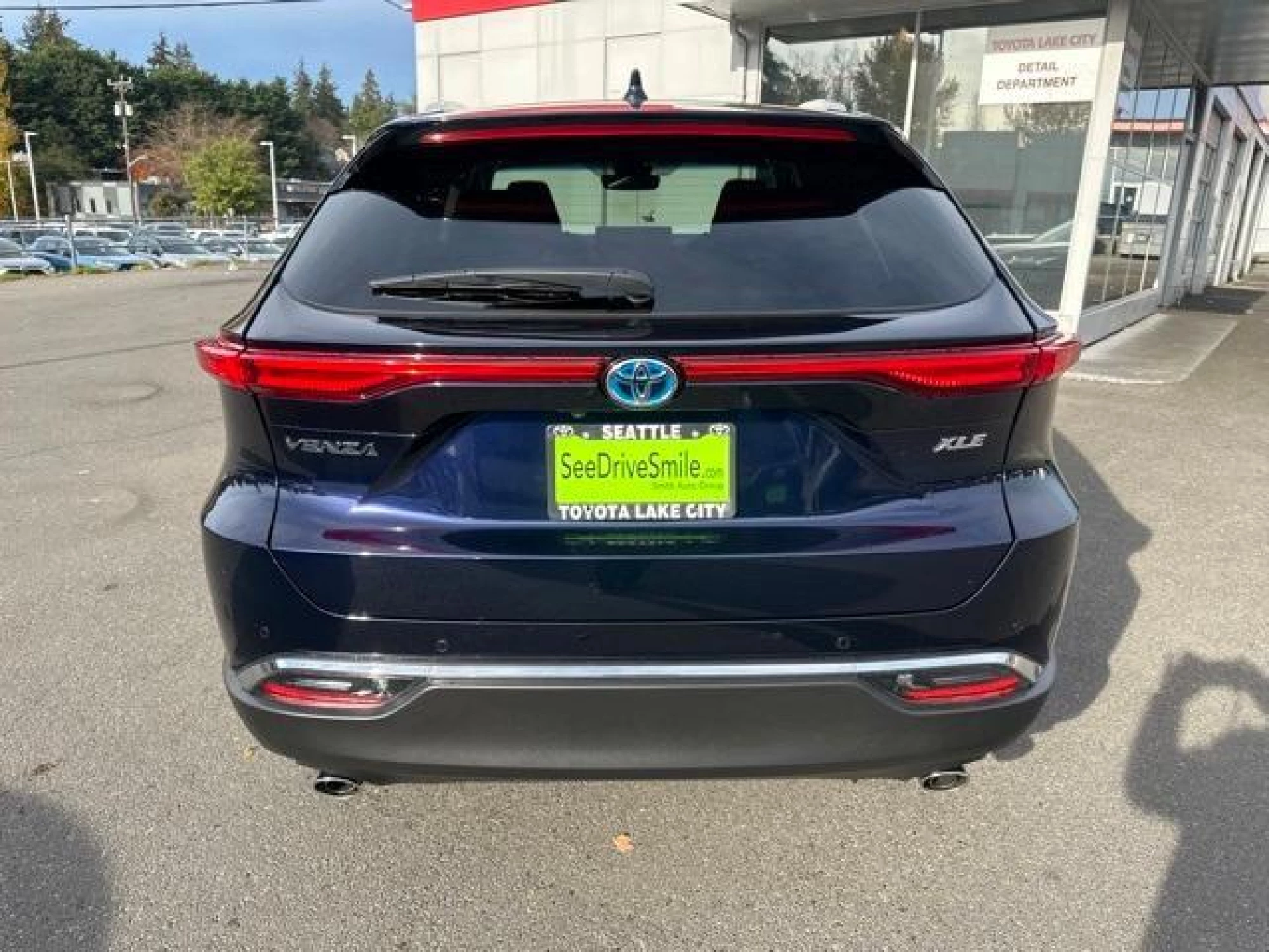 2023 Toyota Venza LE