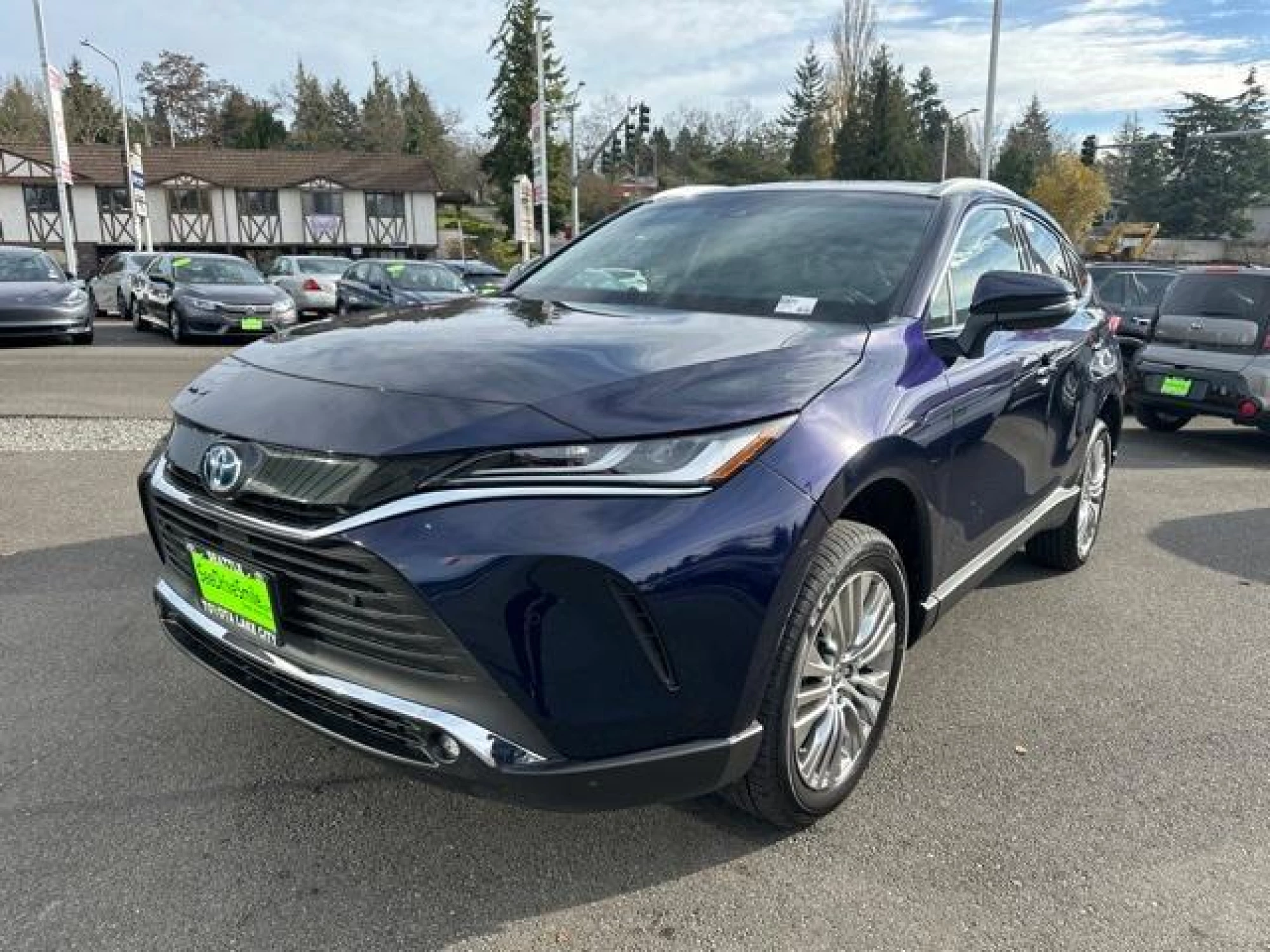2023 Toyota Venza LE