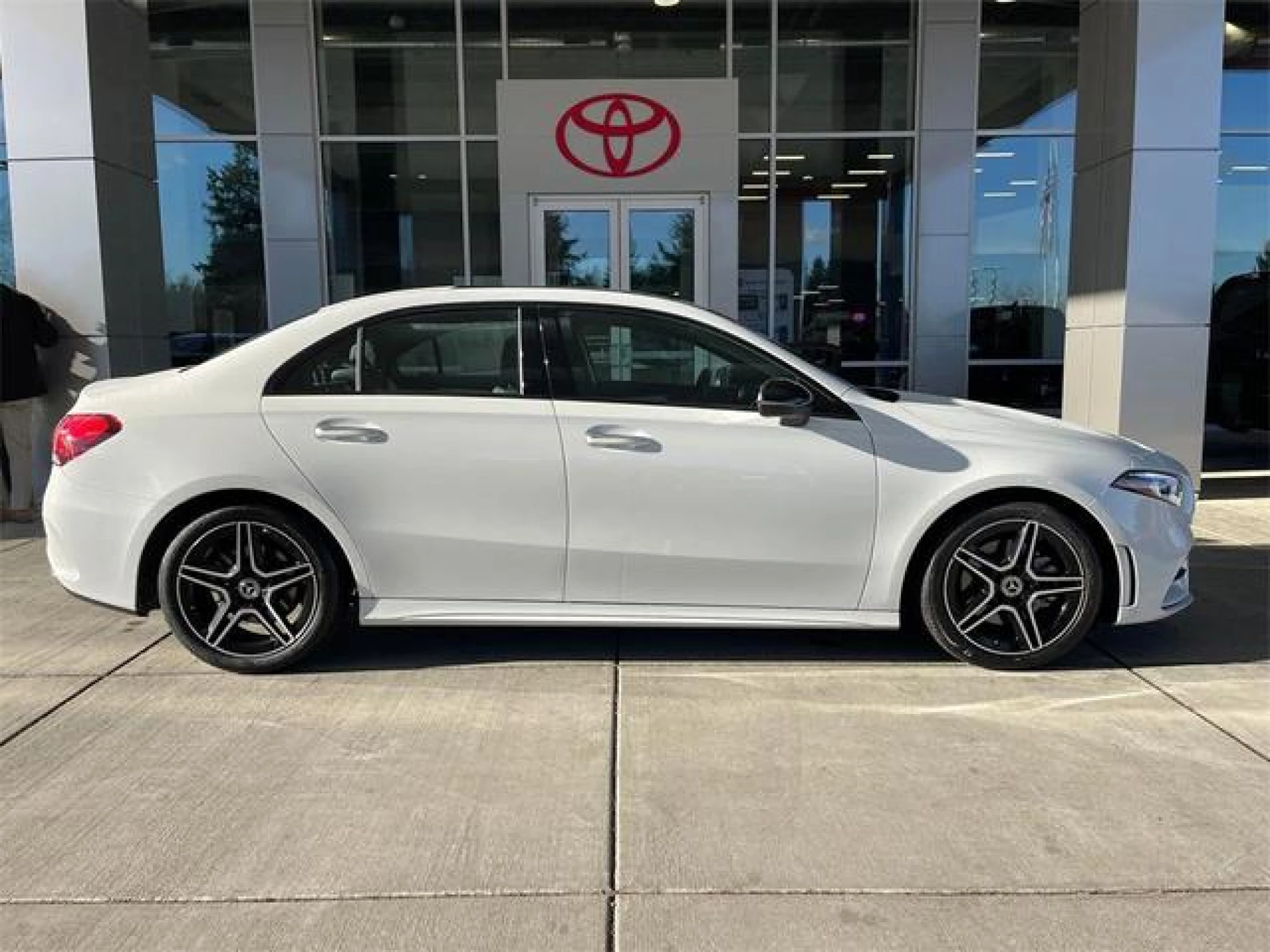 2022 Mercedes-Benz A-Class A 220 4MATIC