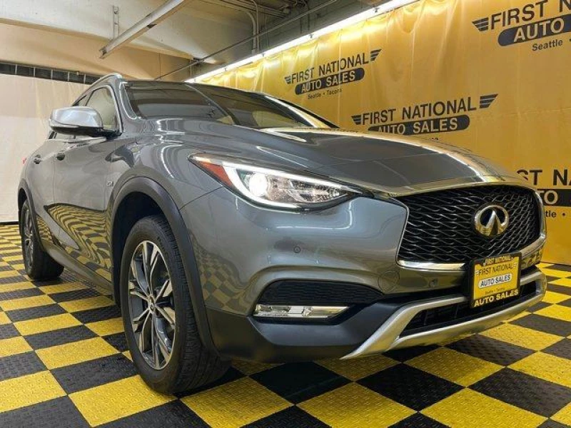 2018 INFINITI QX30 Premium