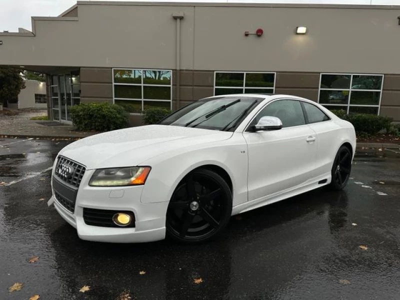 2009 Audi S5 4.2L (M6)