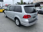 2012 Volkswagen Routan SE