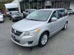 2012 Volkswagen Routan SE
