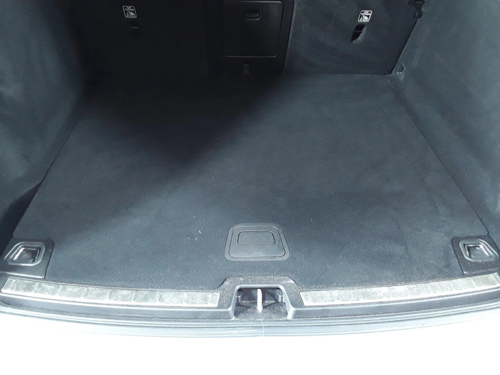 2022 Volvo XC60 B5 AWD Momentum