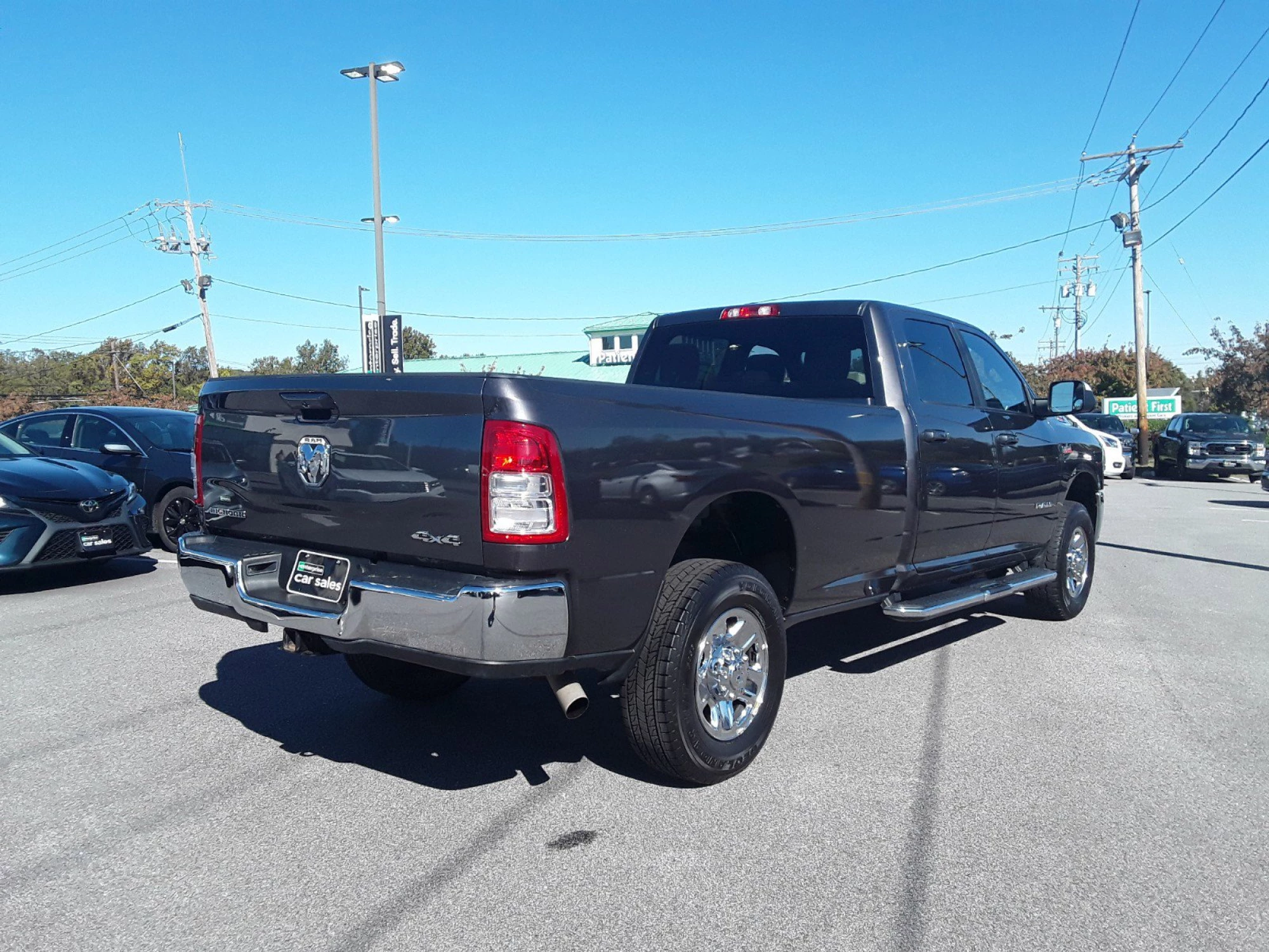2021 RAM 2500 BIG Horn 4X4 Crew Cab 8' Box