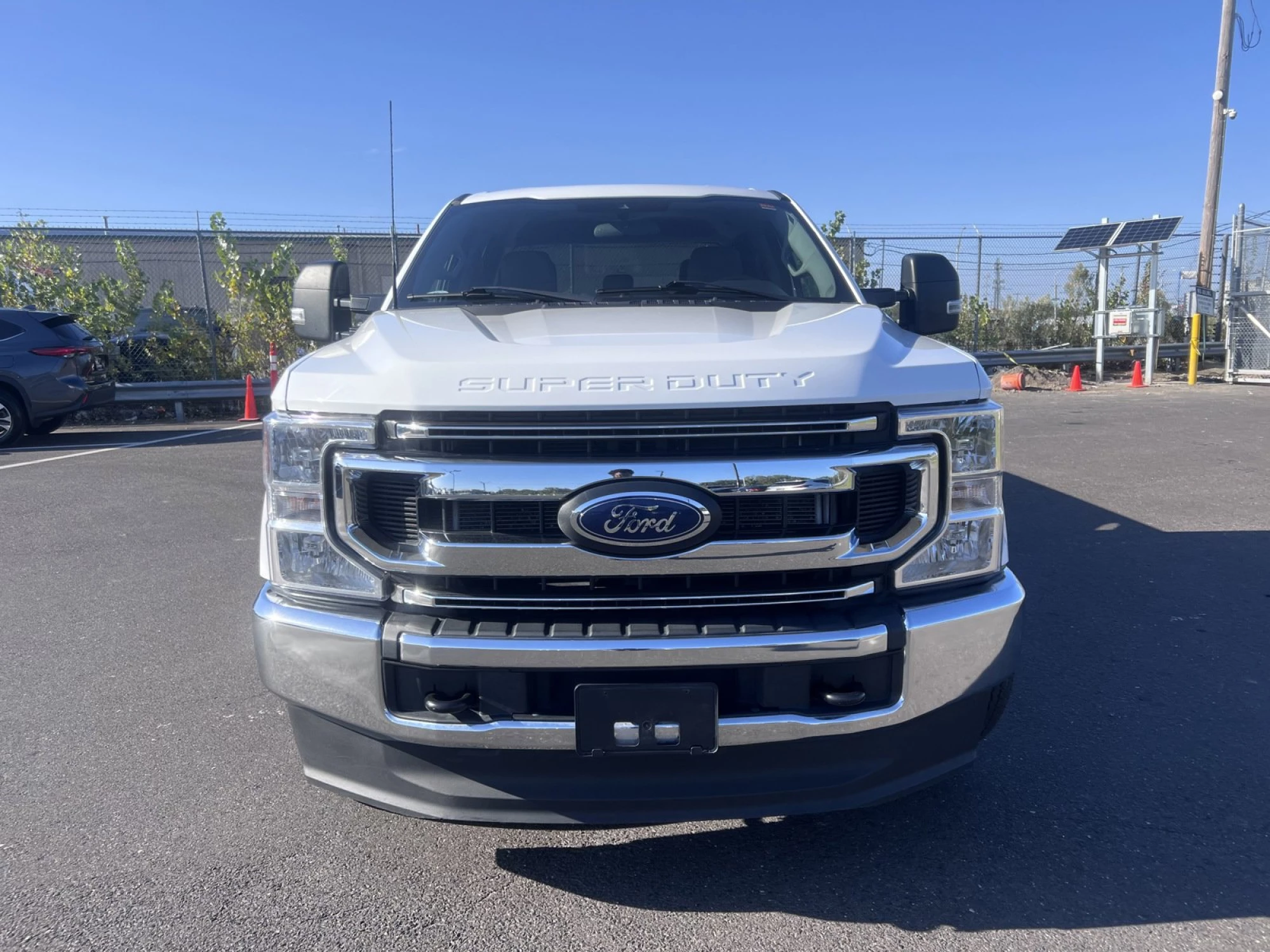 2022 Ford Super Duty F-250 SRW XLT 4WD Crew Cab 8' Box