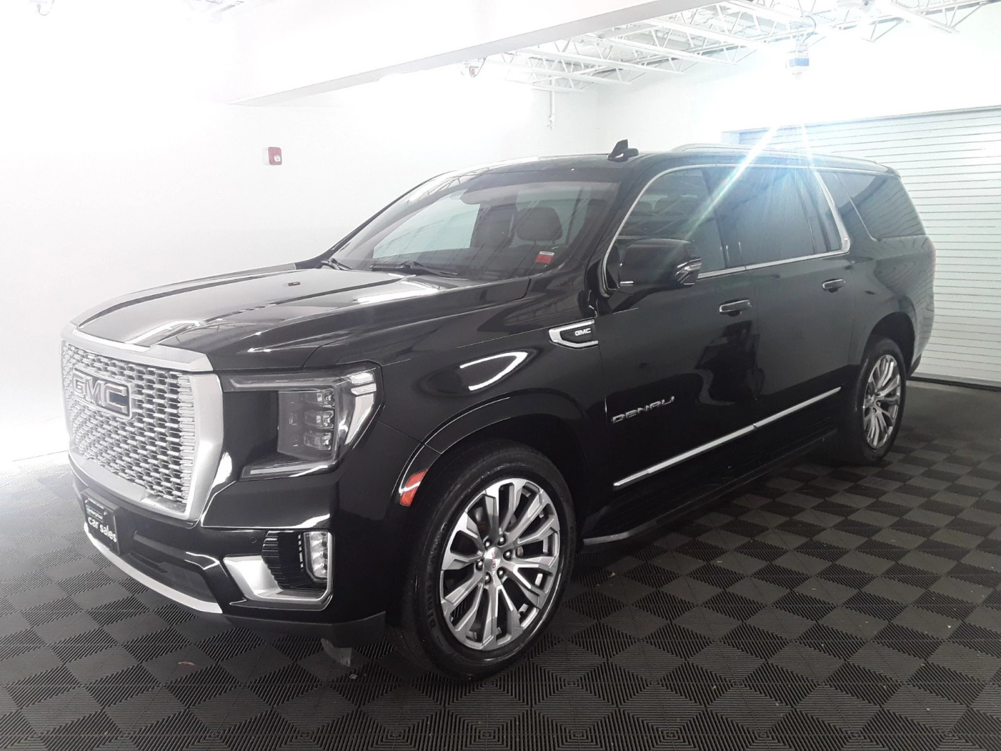 2021 GMC Yukon XL 4WD 4DR Denali