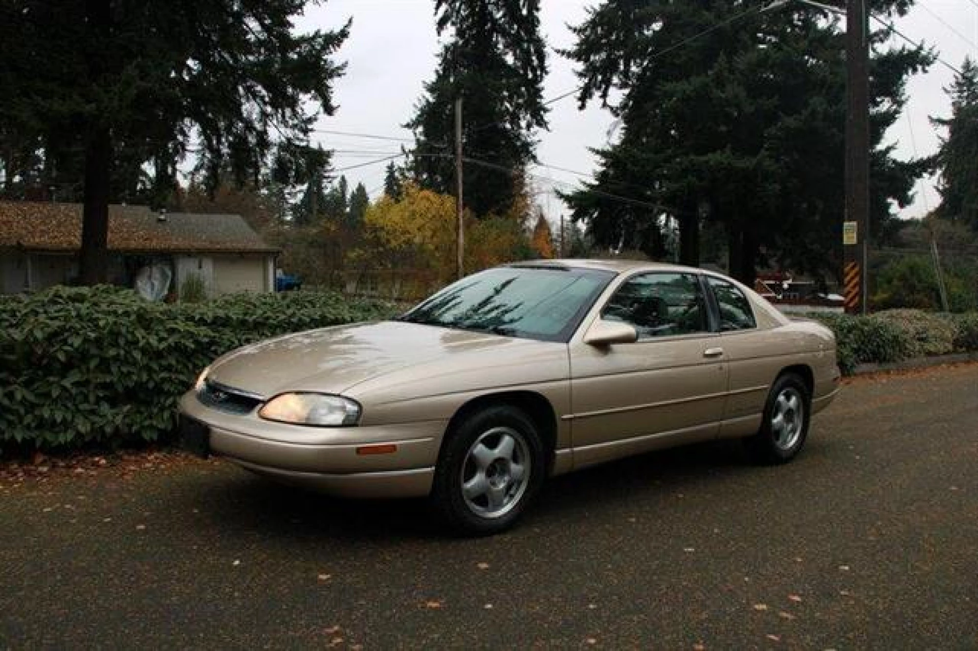 1999 Chevrolet Monte Carlo LS