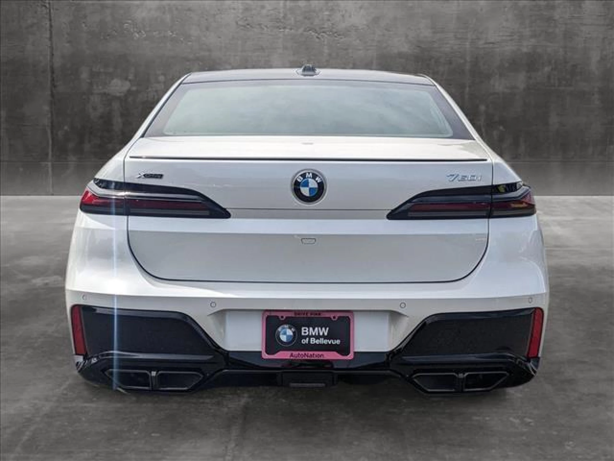 2023 BMW 760 760i xDrive