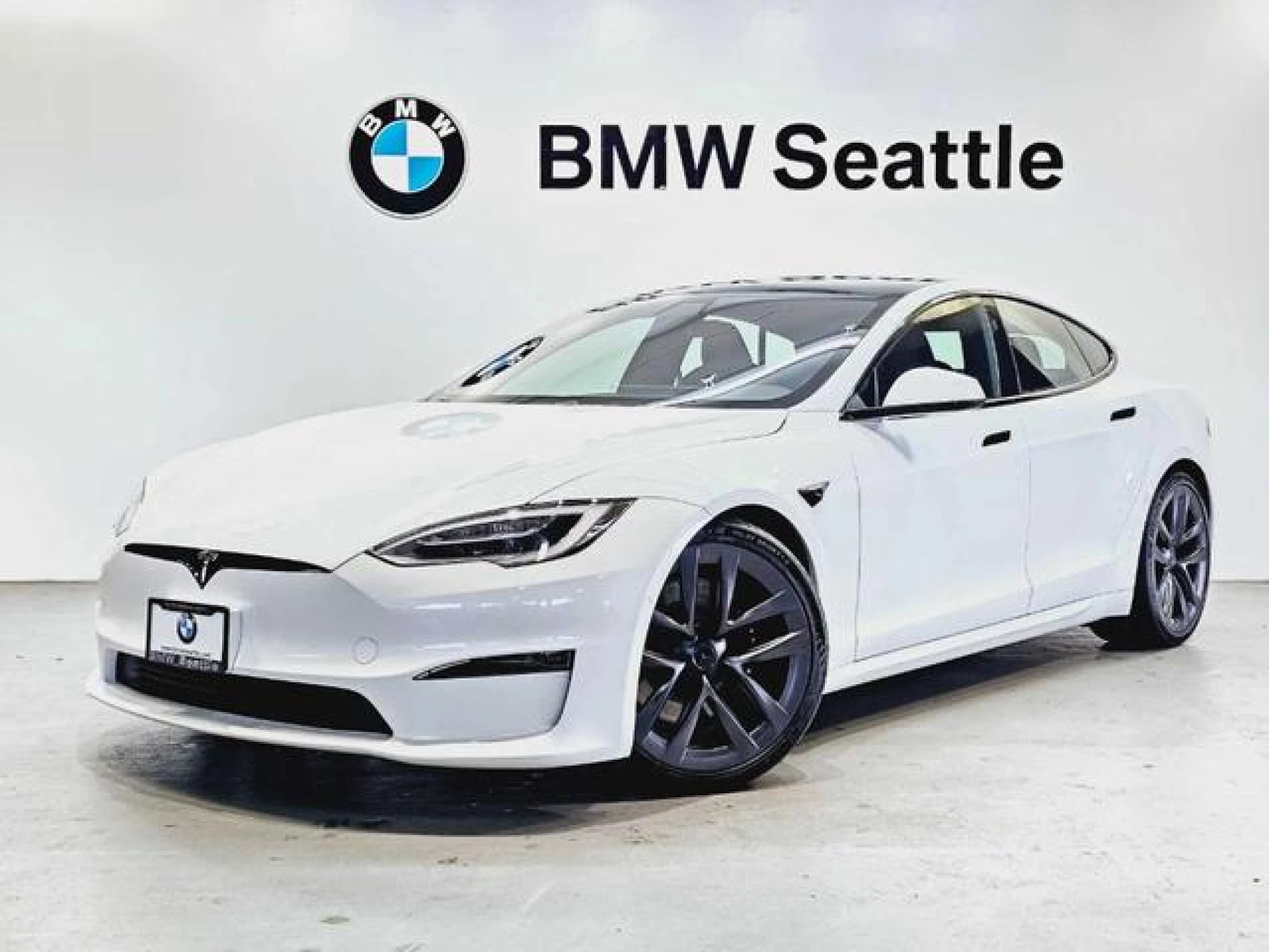 2022 Tesla Model S Base