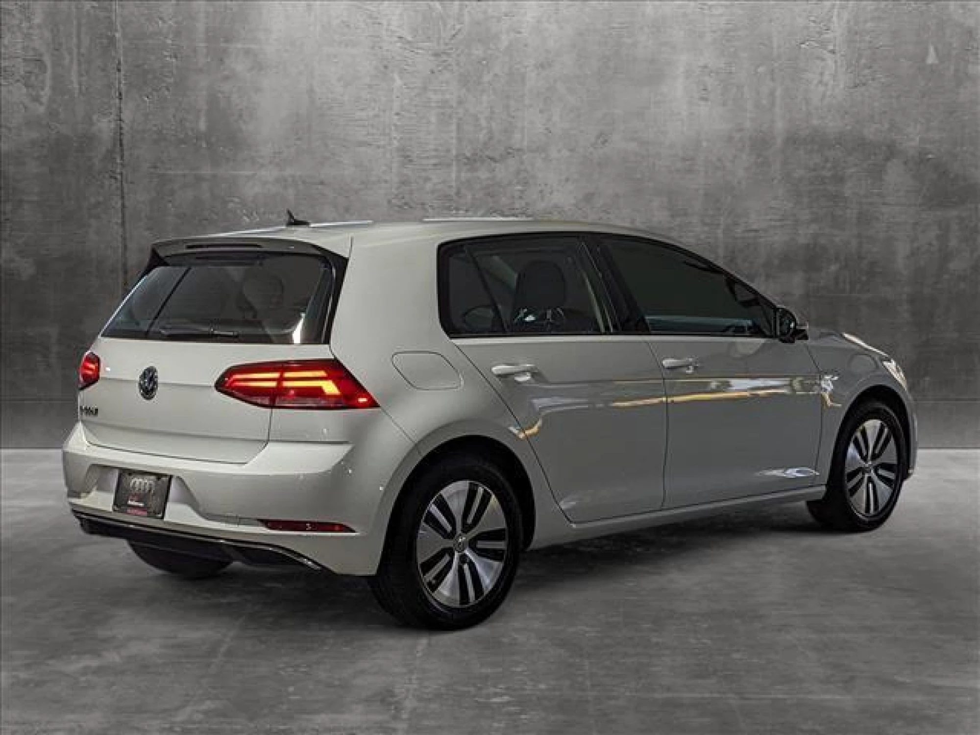 2019 Volkswagen e-Golf SE