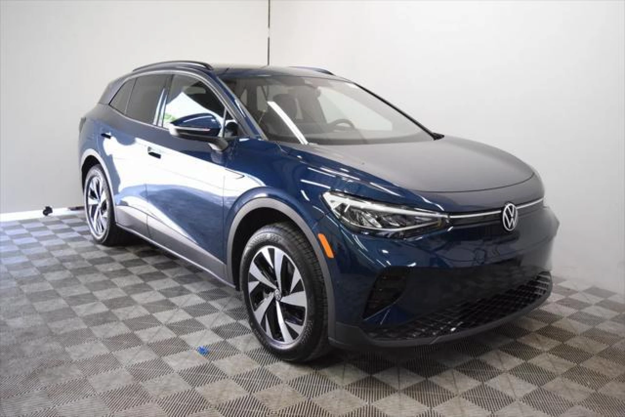 2023 Volkswagen ID.4 Pro