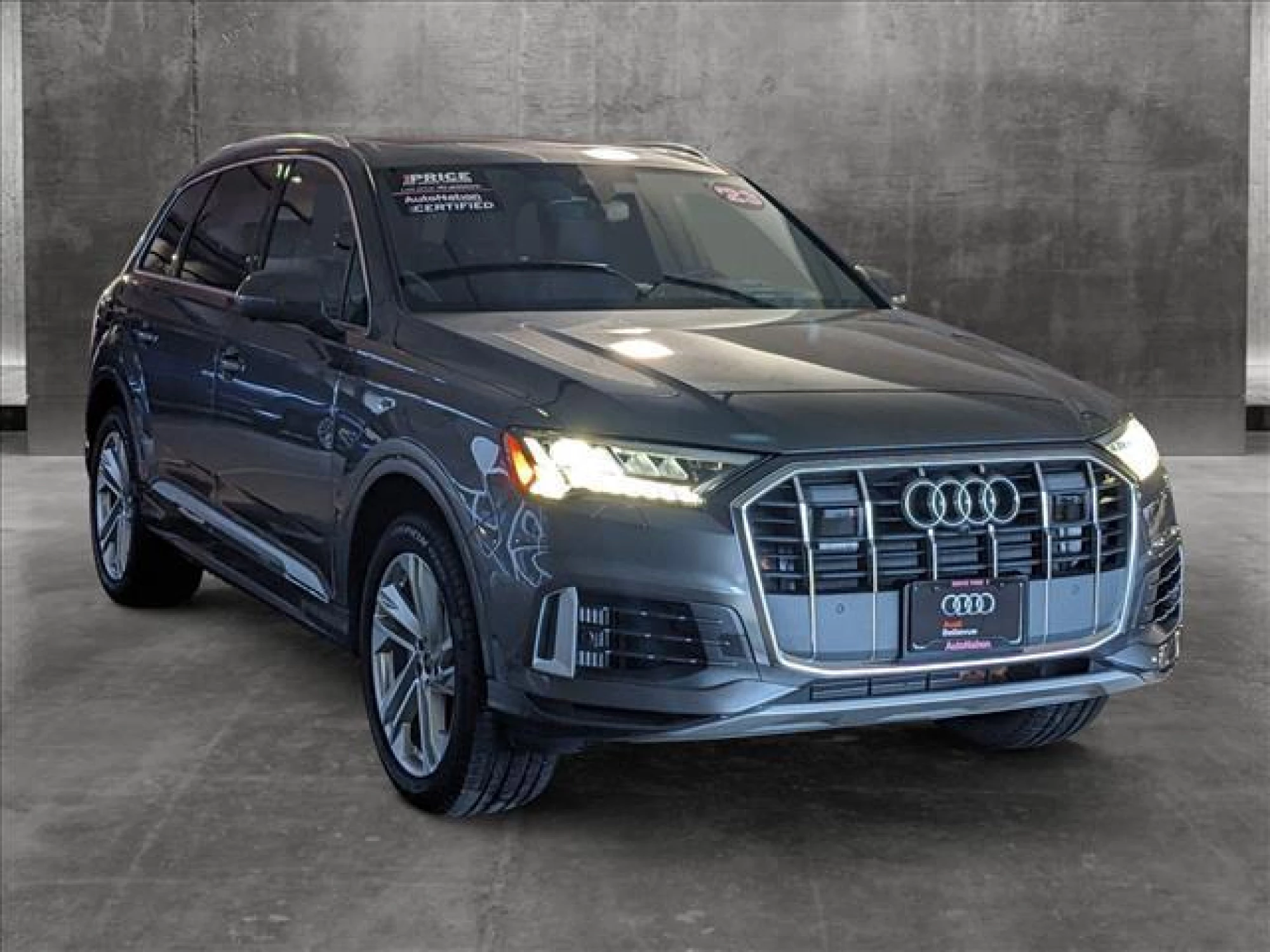 2023 Audi Q7 55 Premium Plus