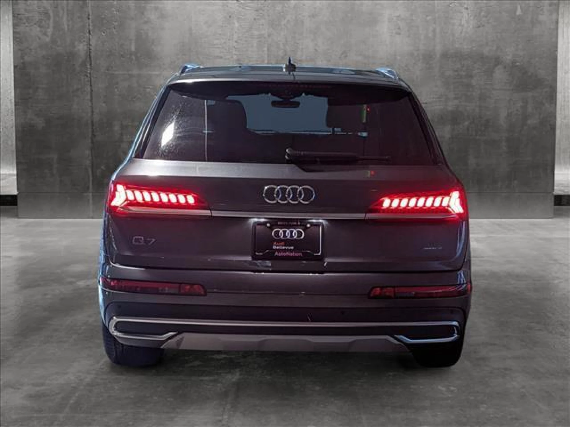 2023 Audi Q7 55 Premium Plus