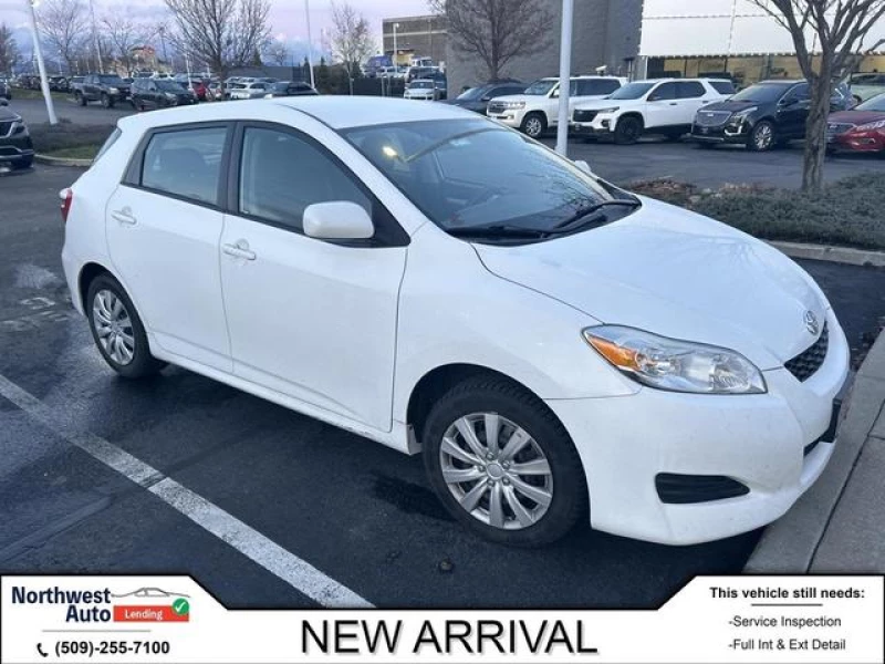 2011 Toyota Matrix Base