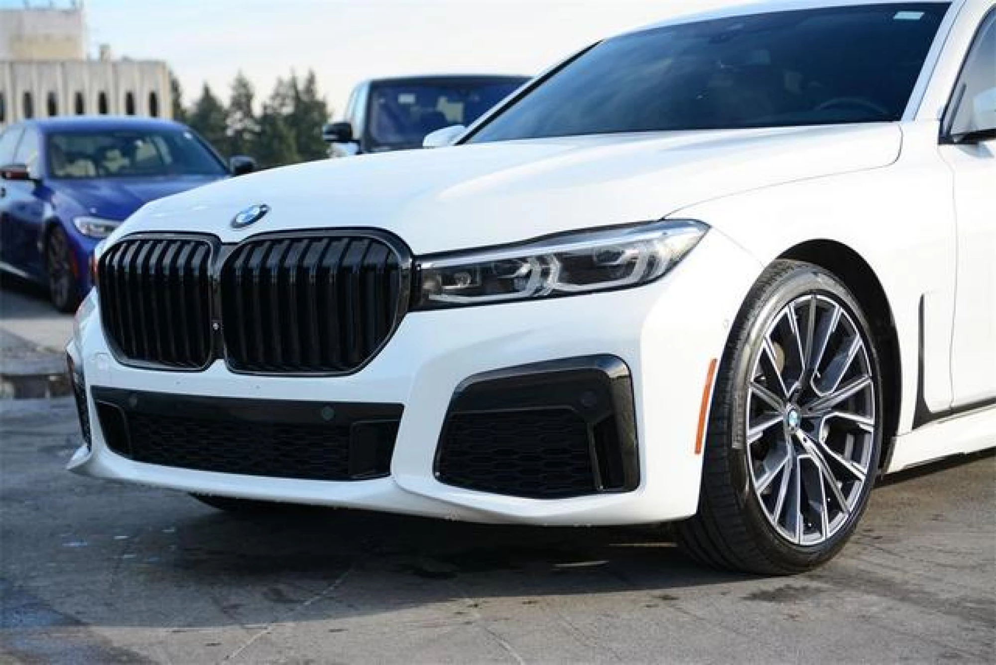 2021 BMW 740 i