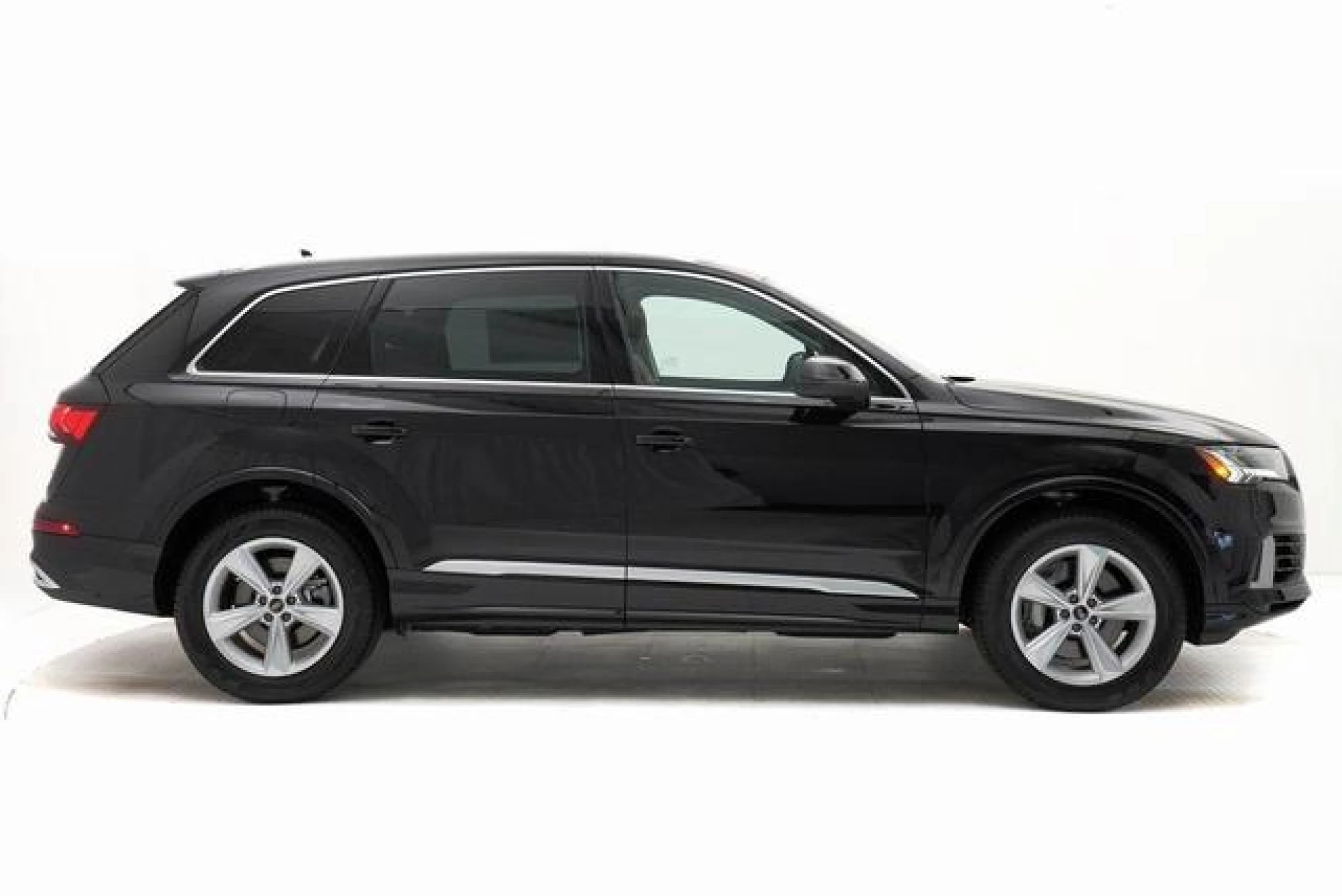 2023 Audi Q7 55 Premium