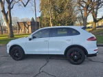 2016 Porsche Cayenne Base