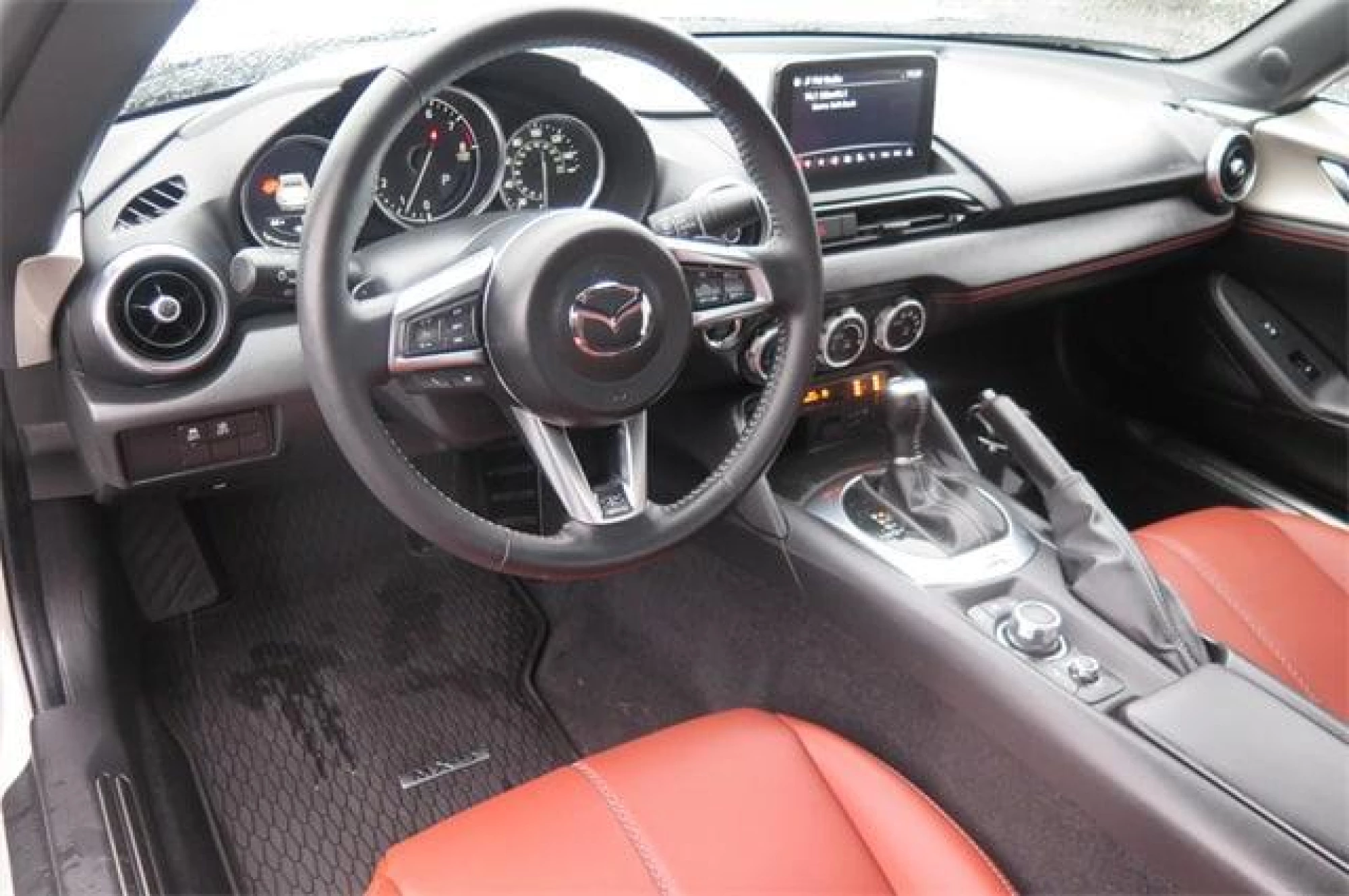 2022 Mazda MX-5 Miata RF Grand Touring