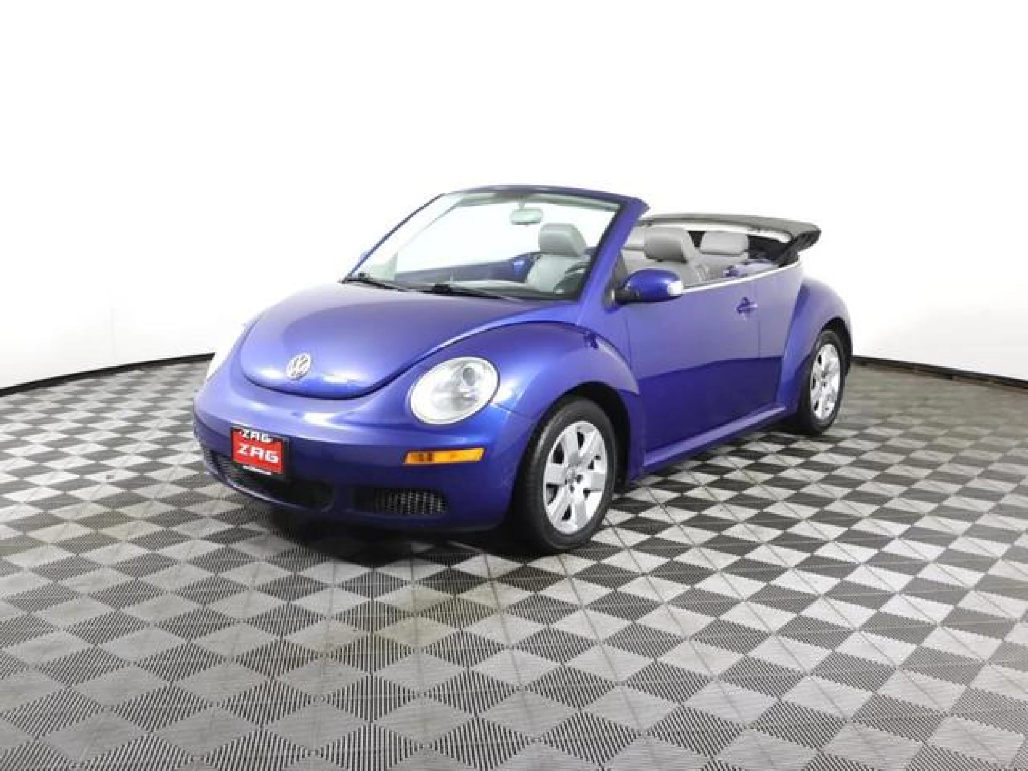 2007 Volkswagen New Beetle 2.5