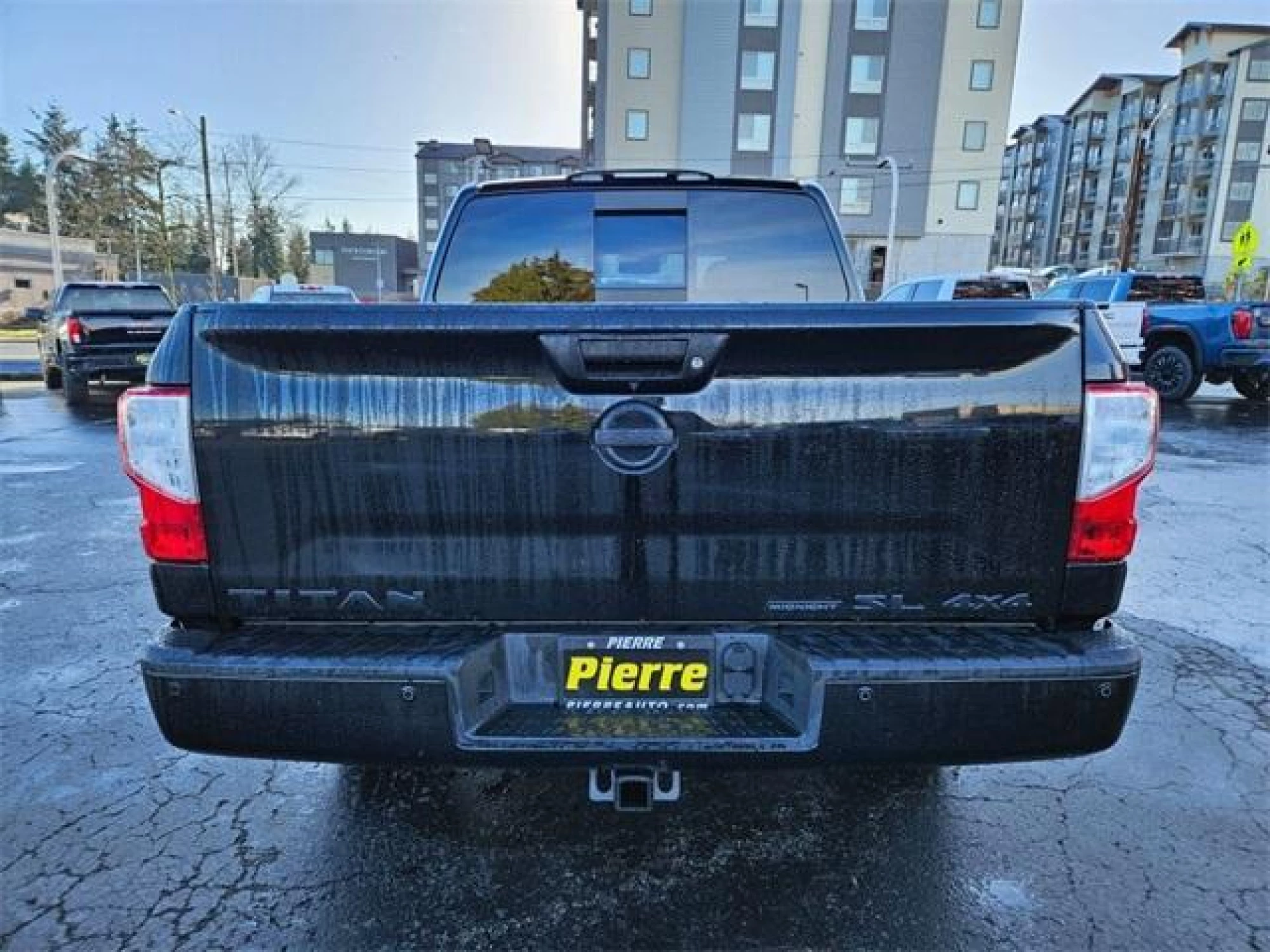 2018 Nissan Titan SL