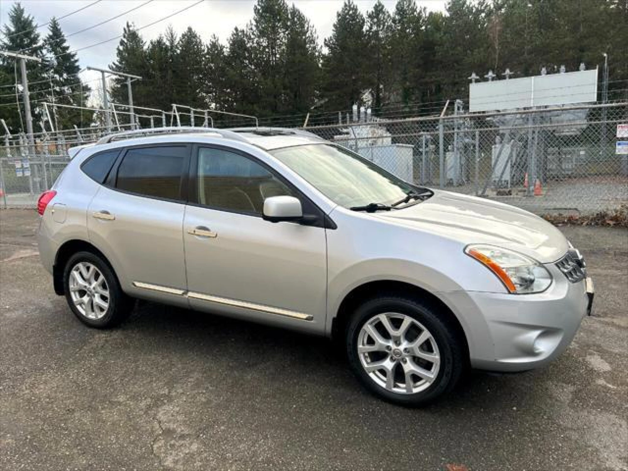 2012 Nissan Rogue SV w/SL Pkg