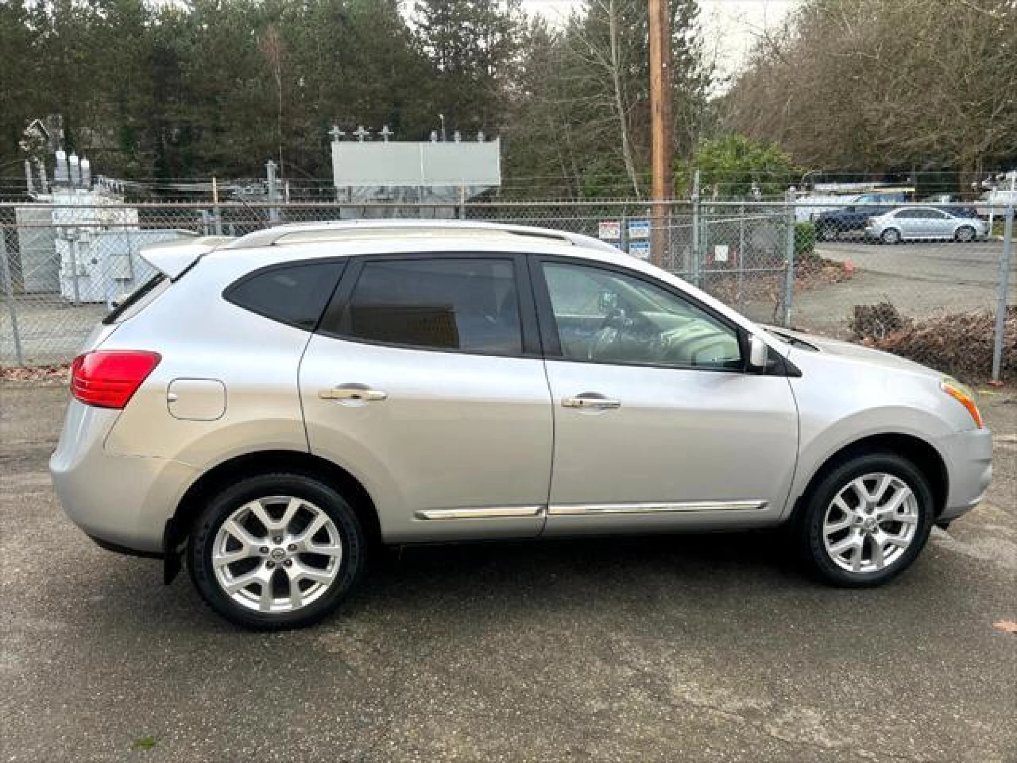 2012 Nissan Rogue SV w/SL Pkg