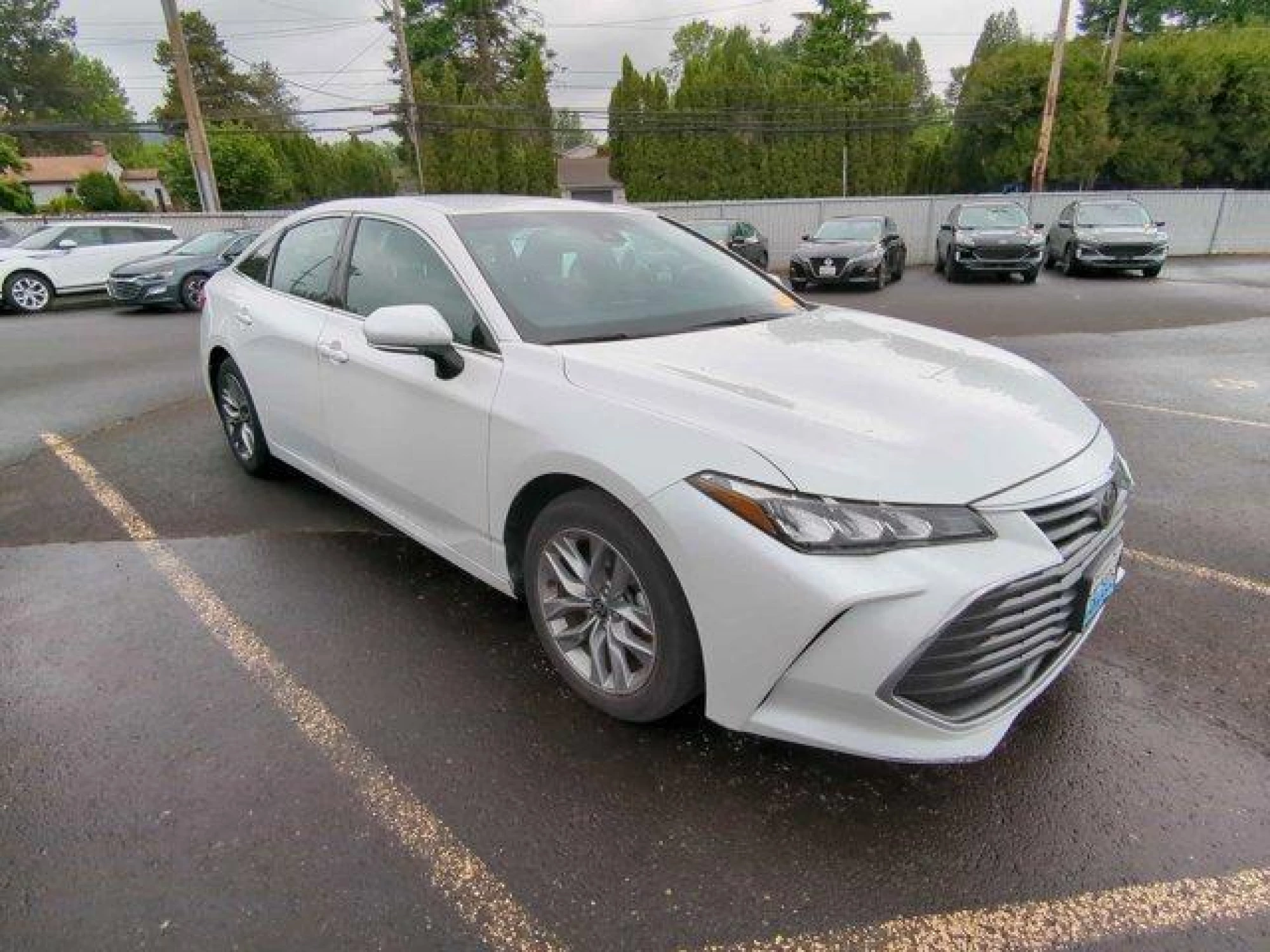 2022 Toyota Avalon XLE