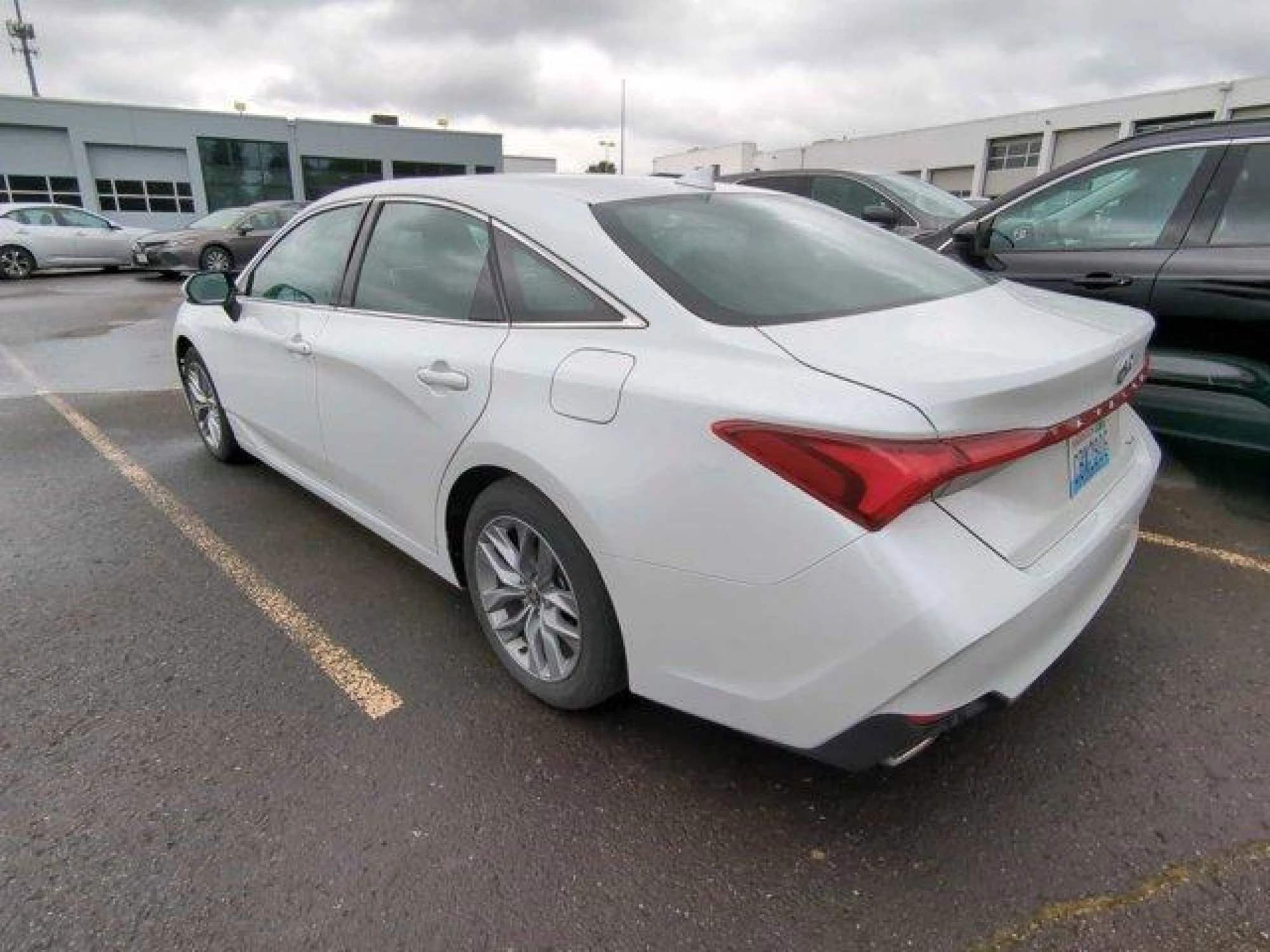 2022 Toyota Avalon XLE