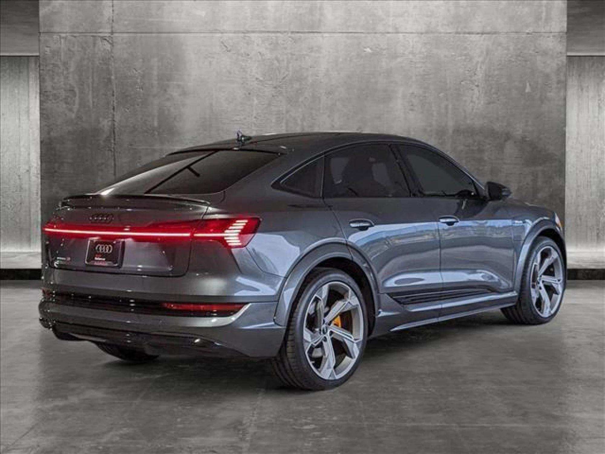 2023 Audi e-tron S Prestige