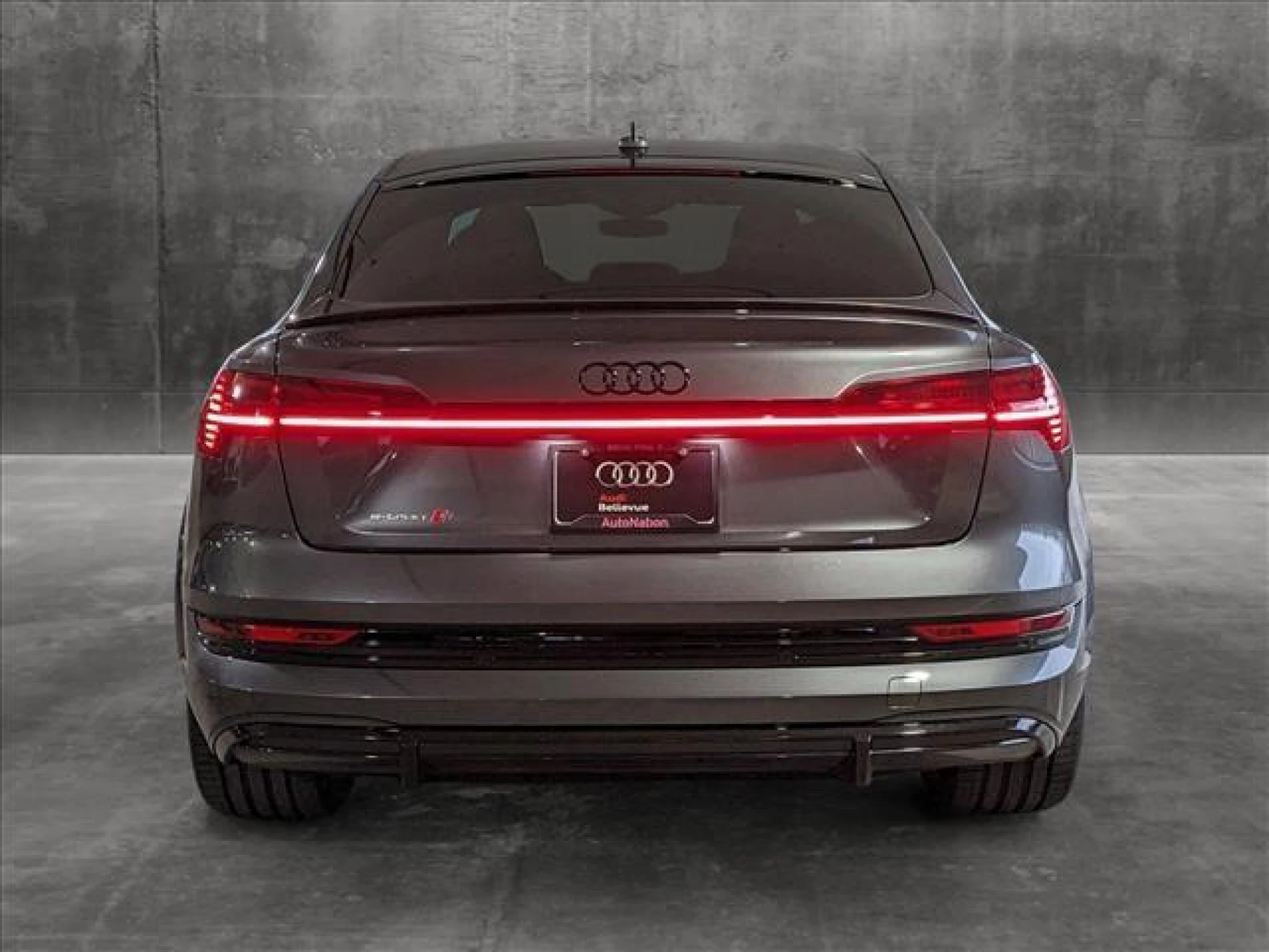 2023 Audi e-tron S Prestige