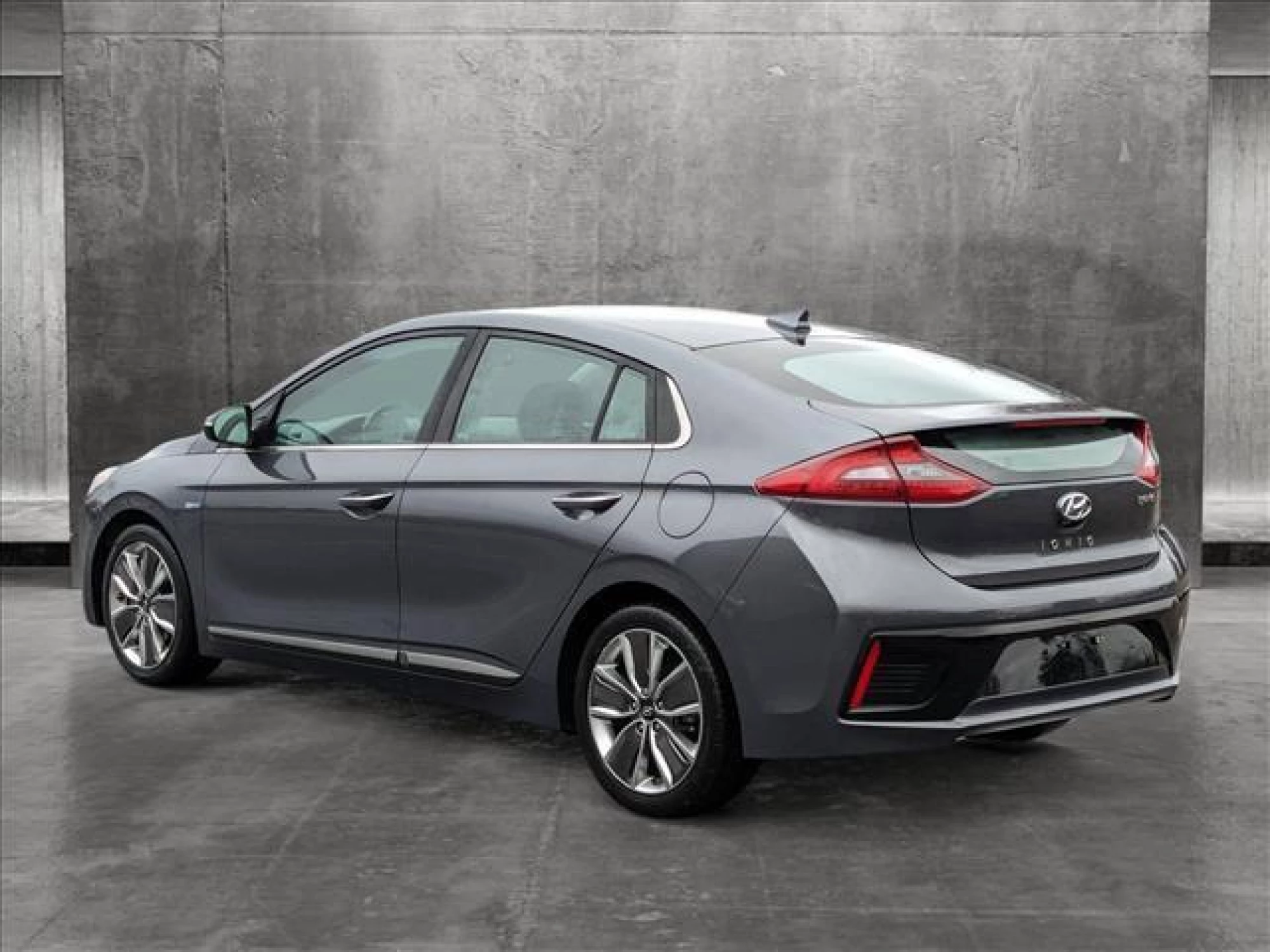 2018 Hyundai IONIQ Hybrid Limited