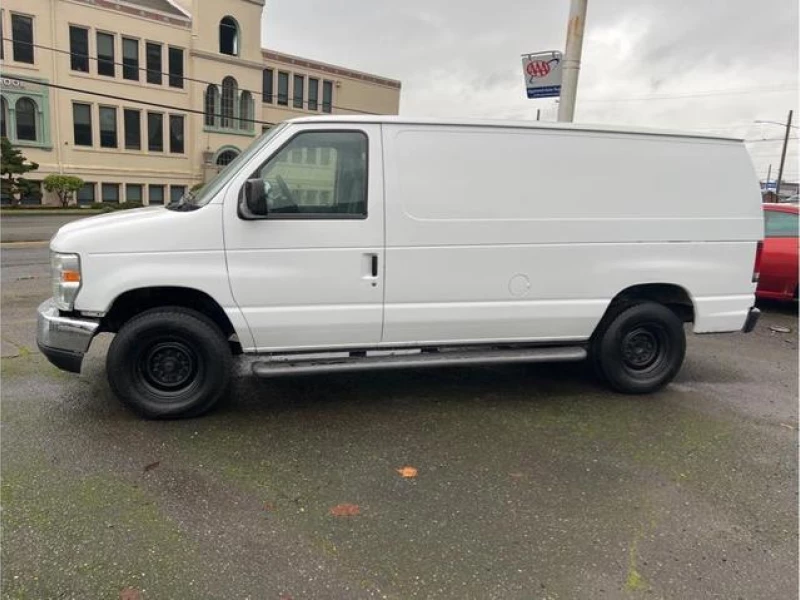 2013 Ford E250 Cargo