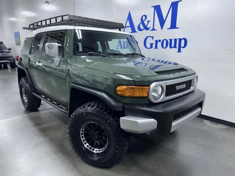 2014 Toyota FJ Cruiser Base