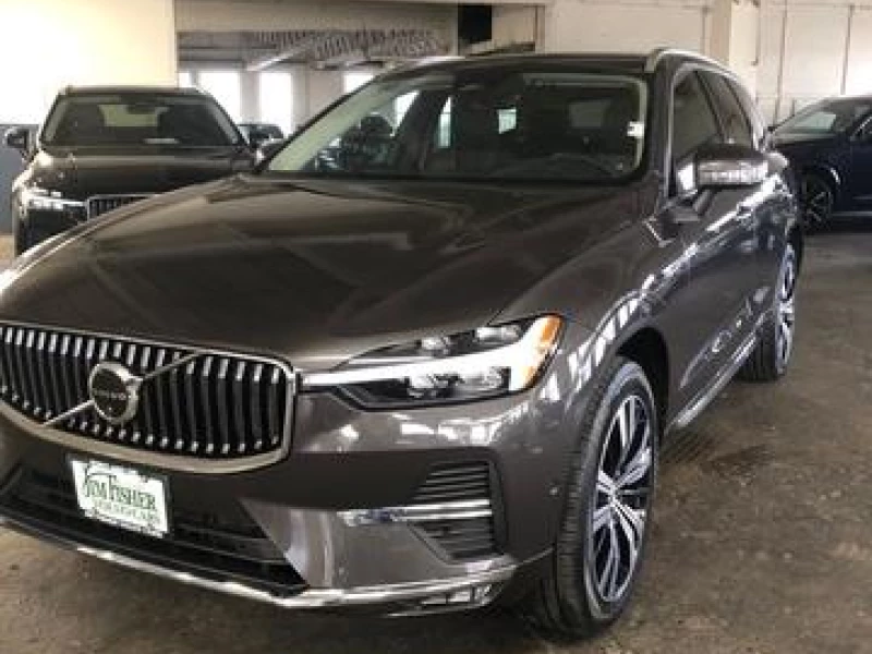 2023 Volvo XC60 B5 AWD Plus Bright
