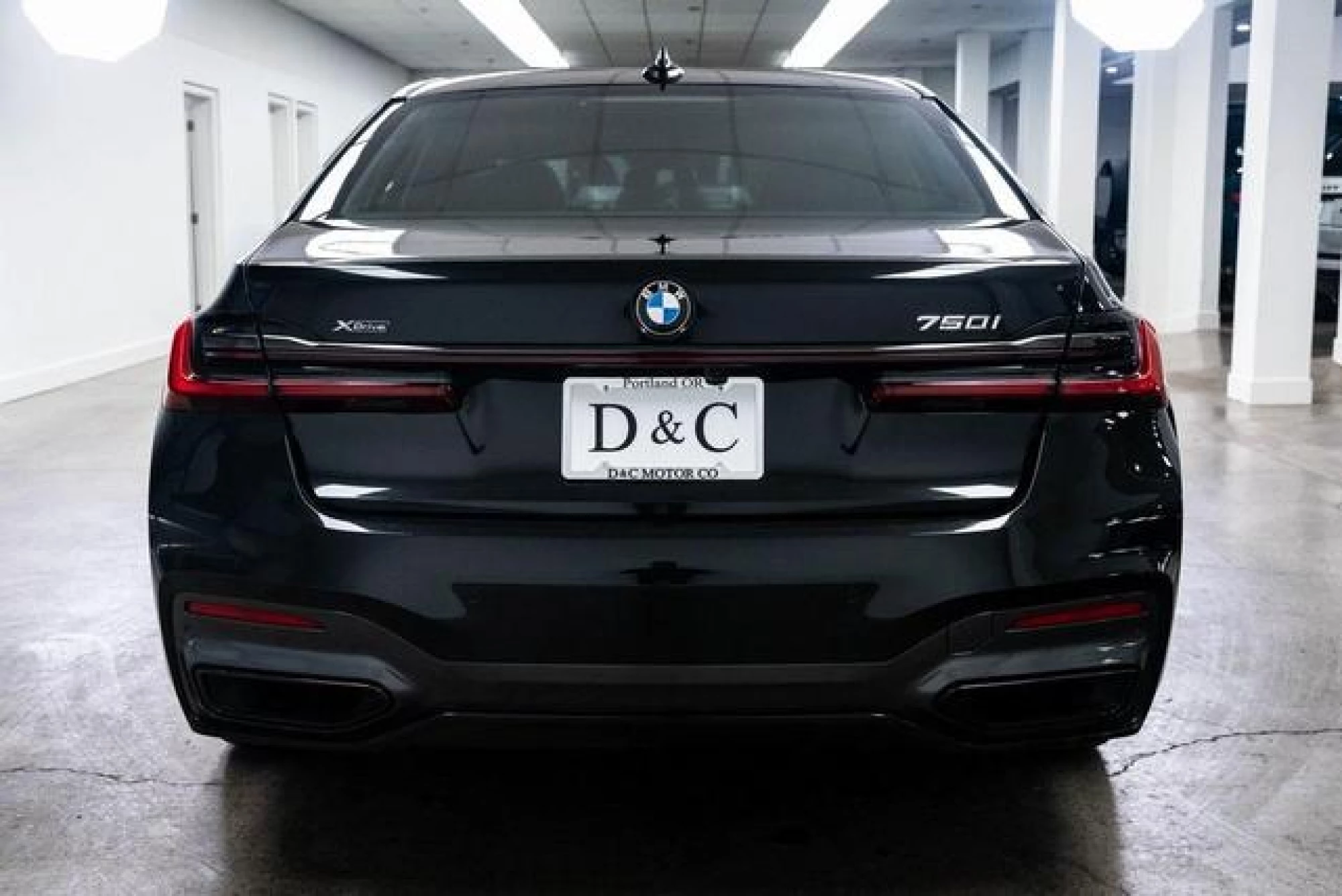 2021 BMW 750 i xDrive