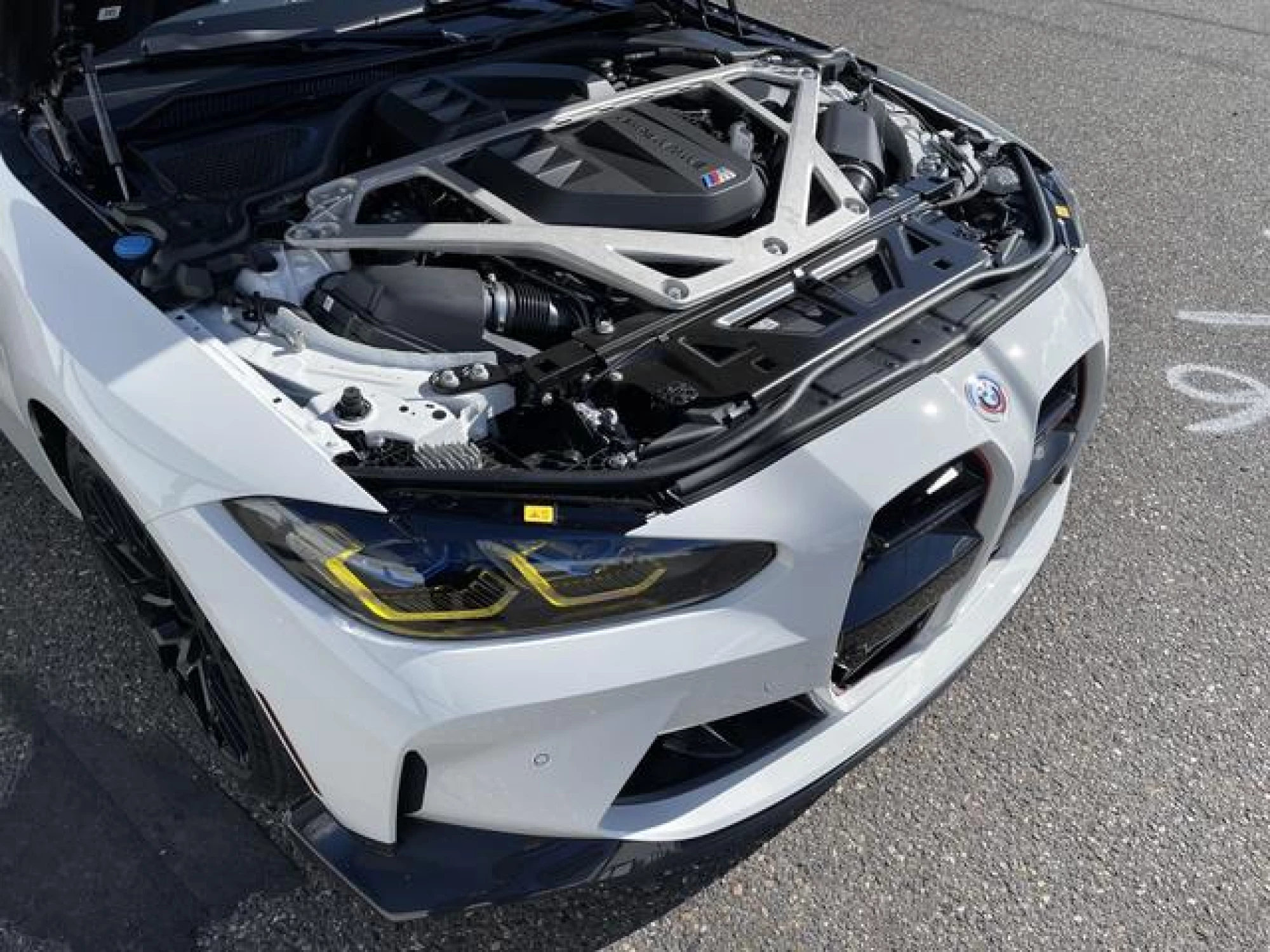 2023 BMW M4 CSL