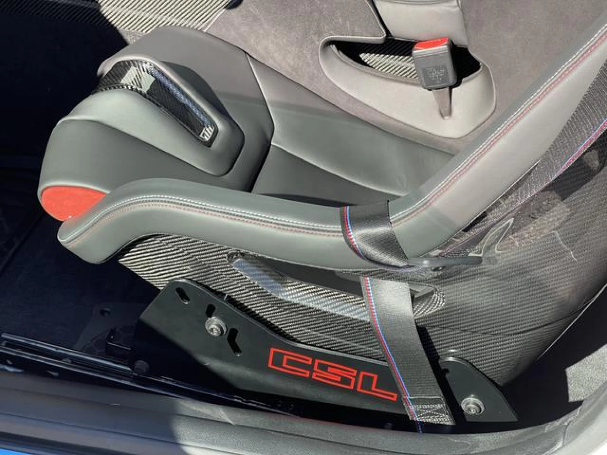 2023 BMW M4 CSL