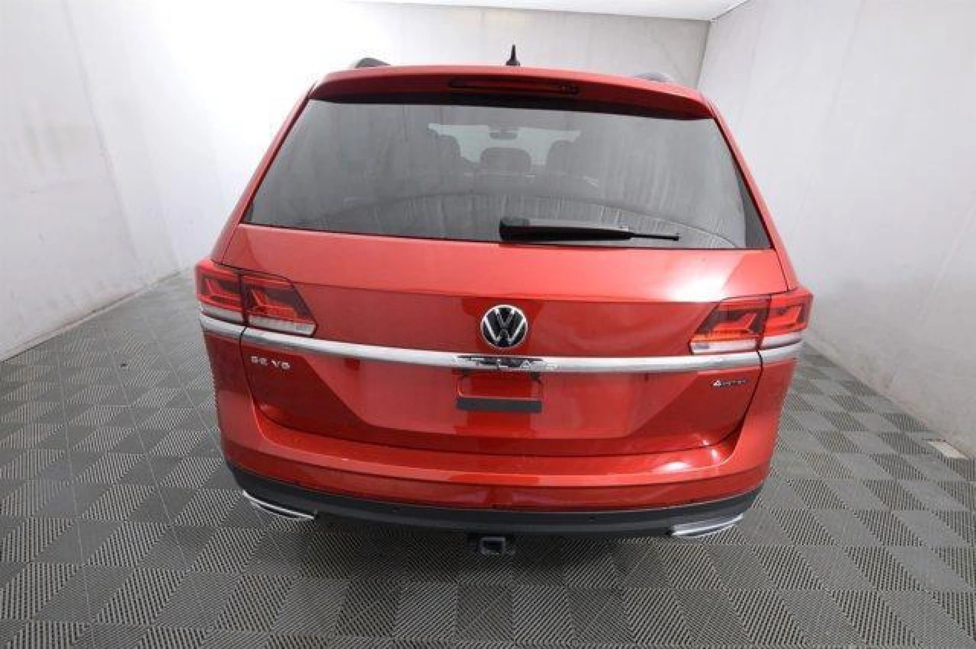 2023 Volkswagen Atlas 3.6L SE w/Technology