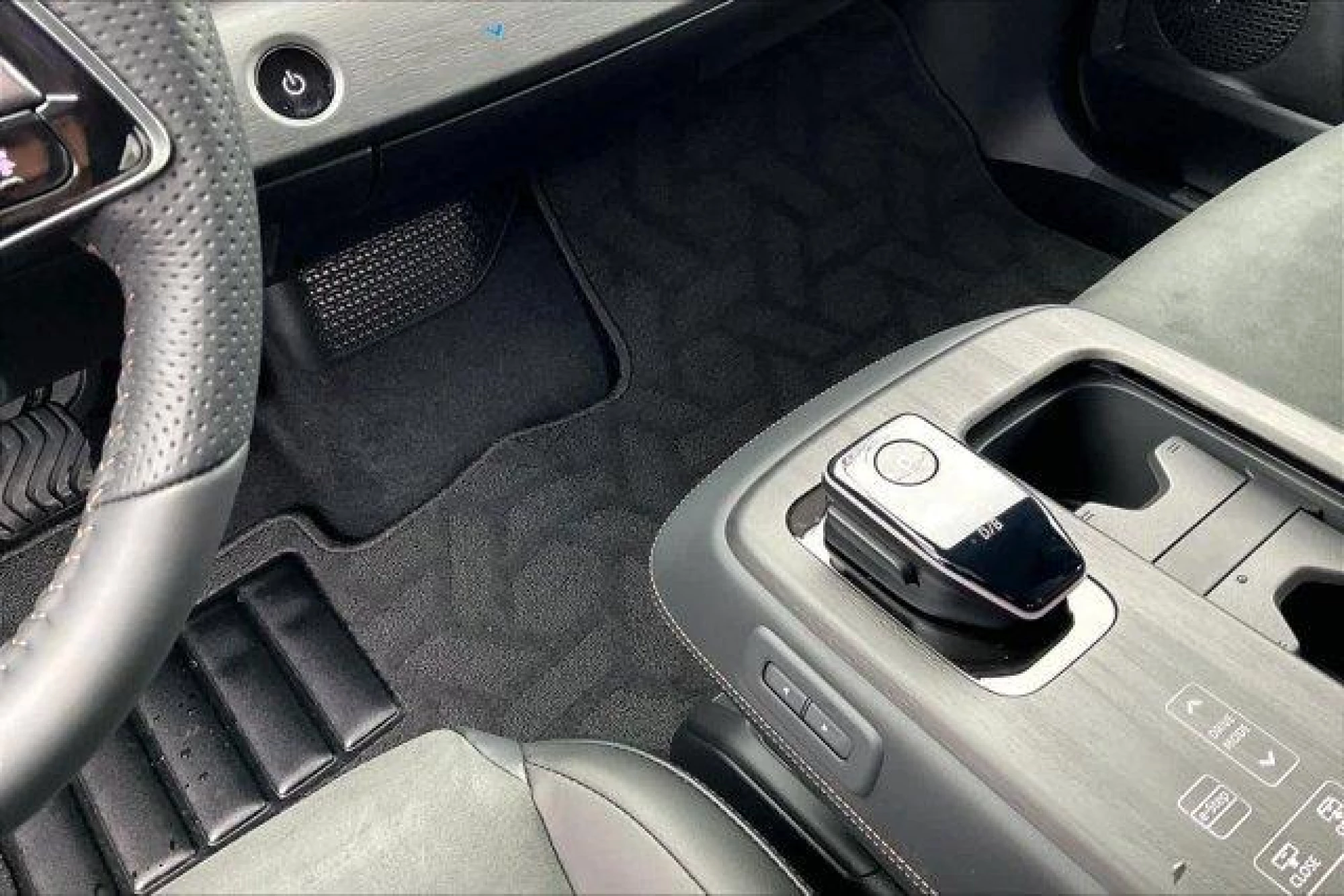 2023 Nissan ARIYA EVOLVE+