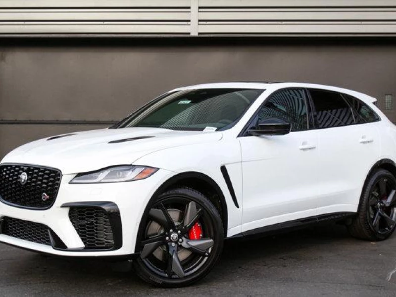 2024 Jaguar F-PACE SVR