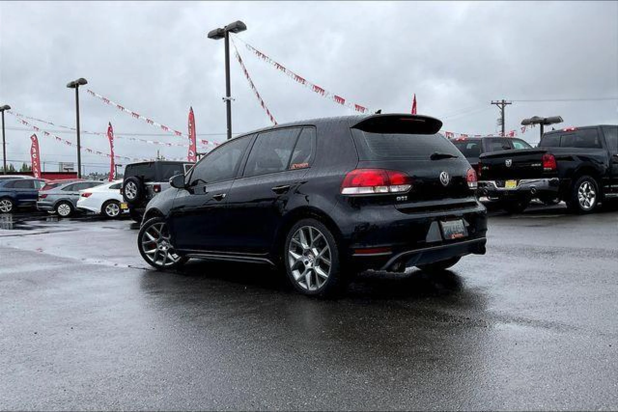 2013 Volkswagen GTI Wolfsburg Edition