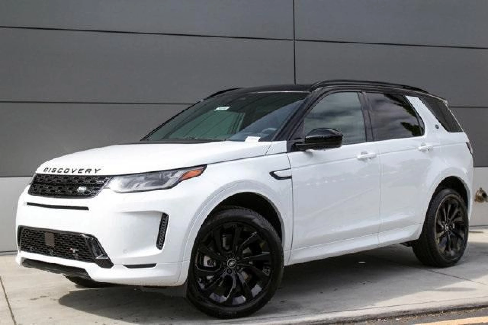 2023 Land Rover Discovery Sport SE R-Dynamic