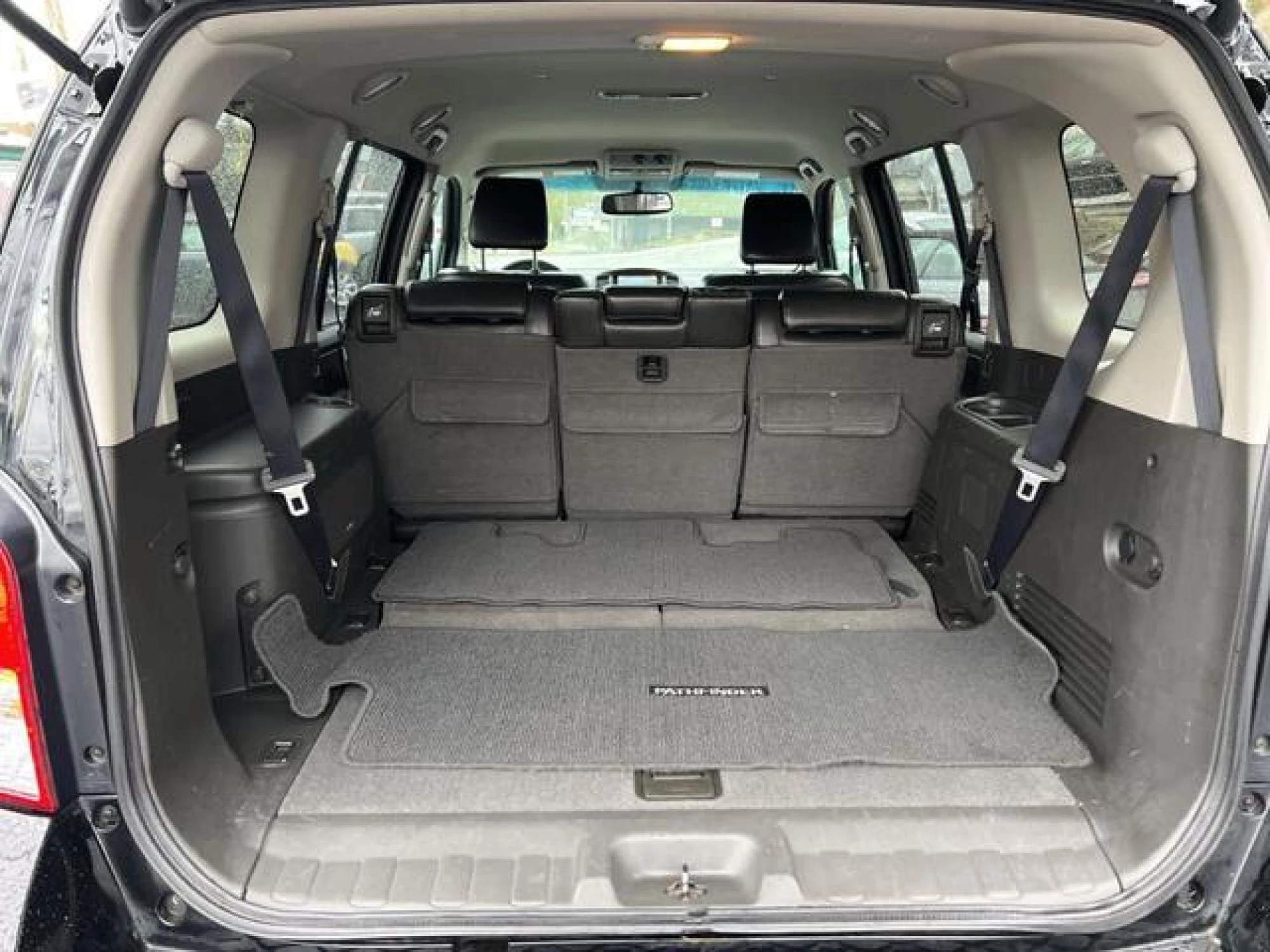 2011 Nissan Pathfinder Silver