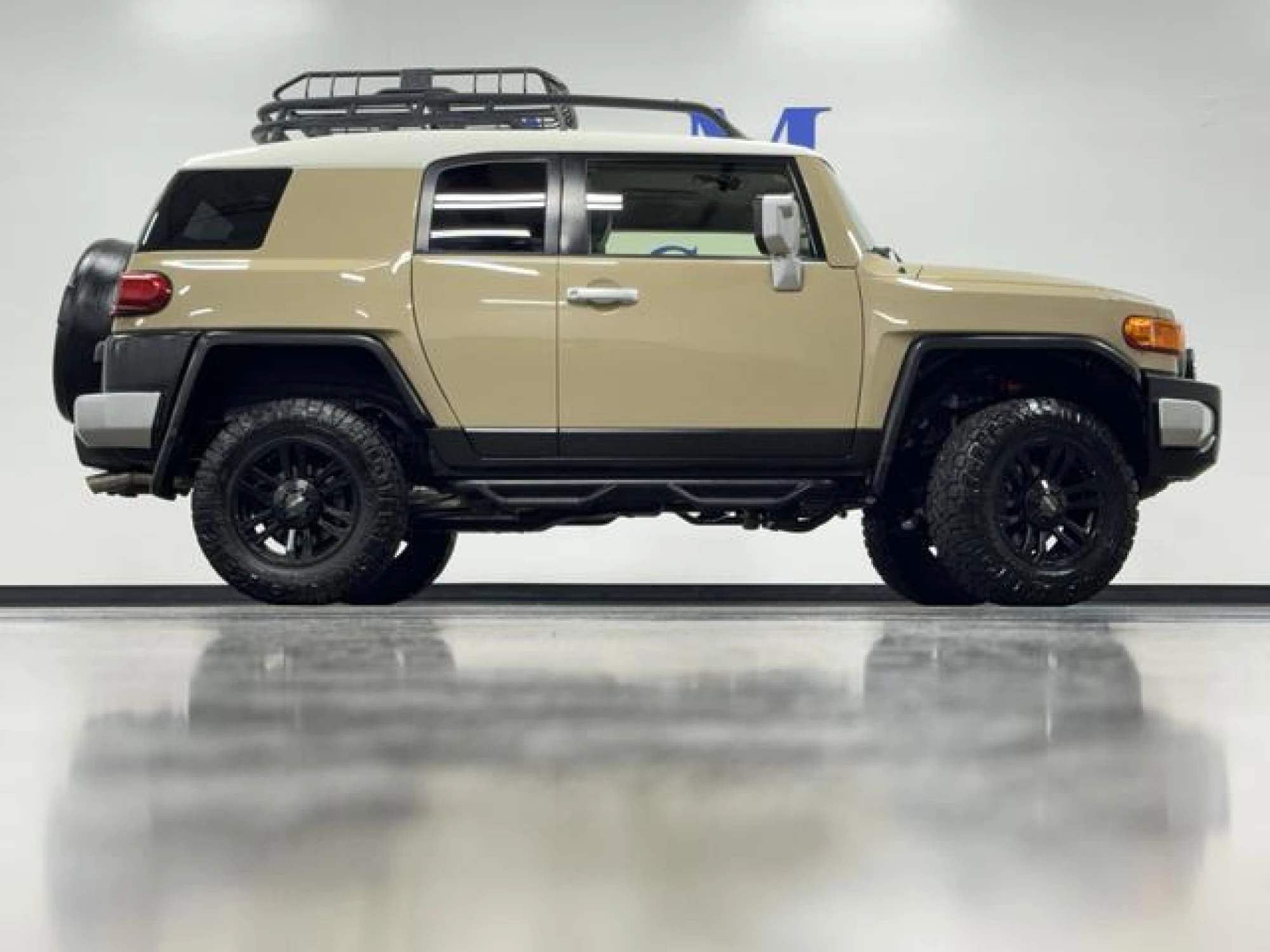 2014 Toyota FJ Cruiser Base