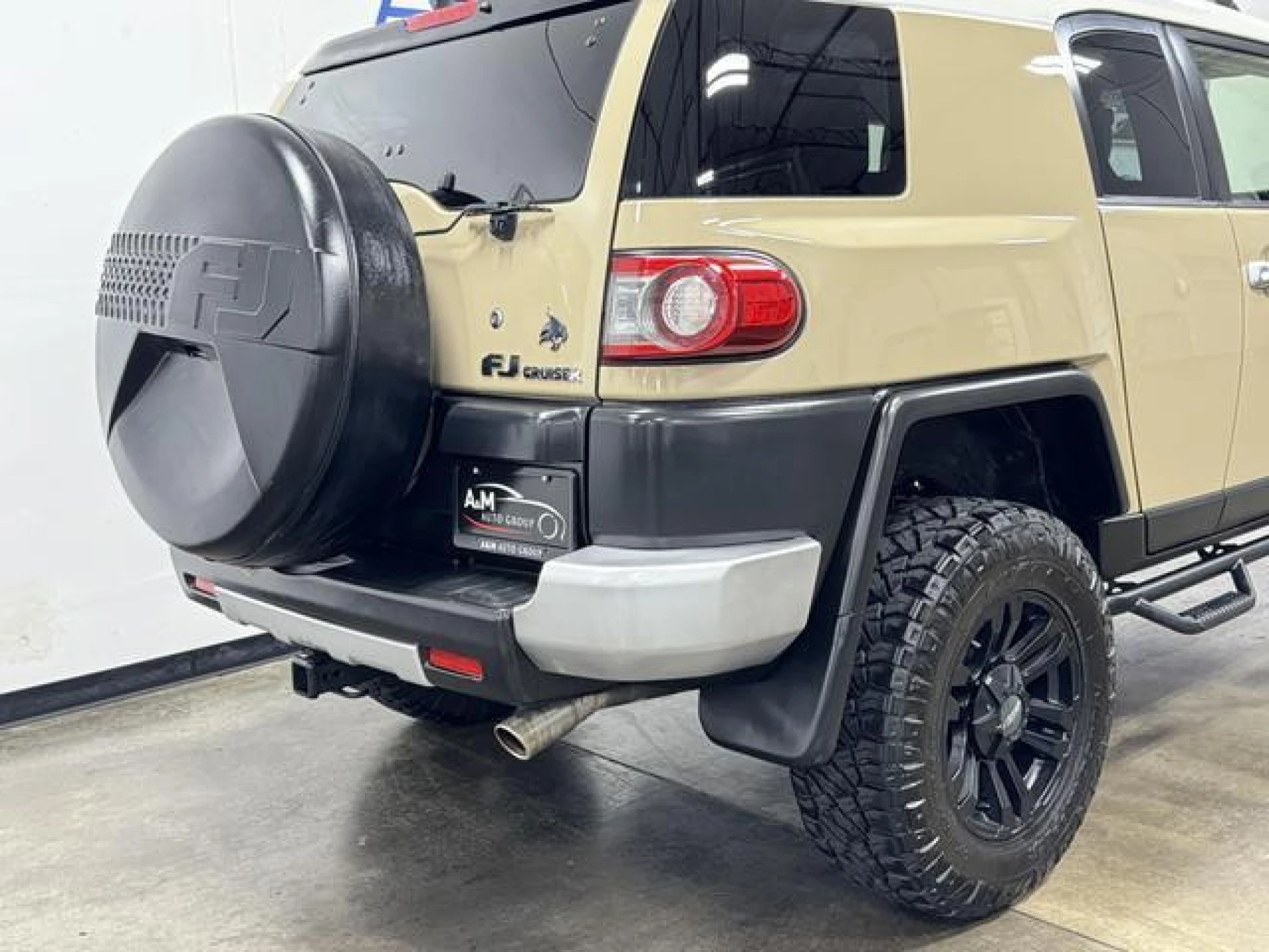 2014 Toyota FJ Cruiser Base