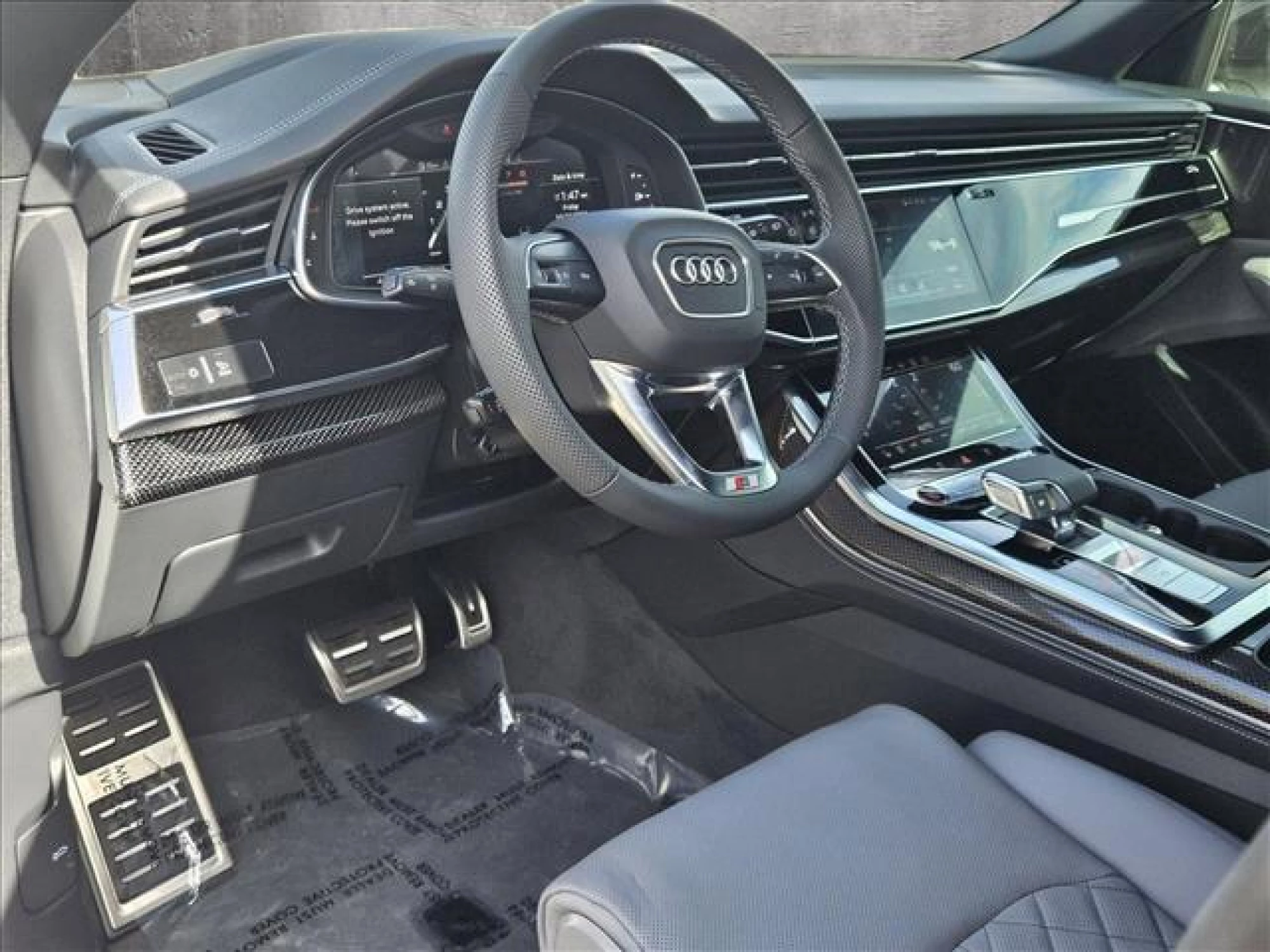 2023 Audi SQ8 4.0T quattro Premium Plus