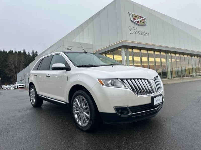 2013 Lincoln MKX Base